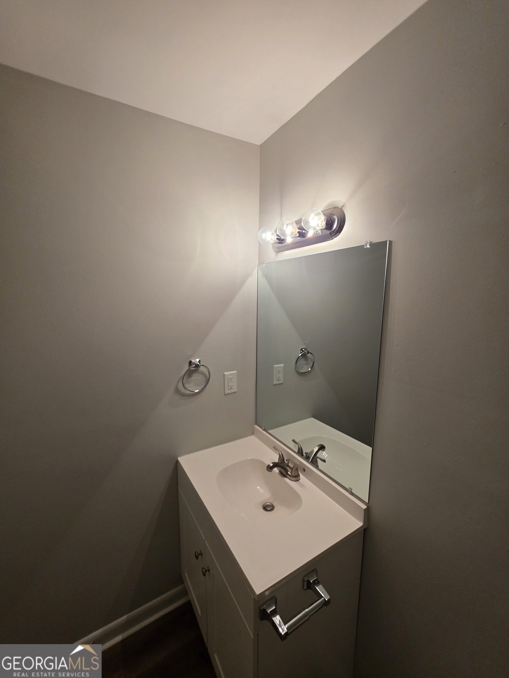 1214 S Broad Street Property Photo 18
