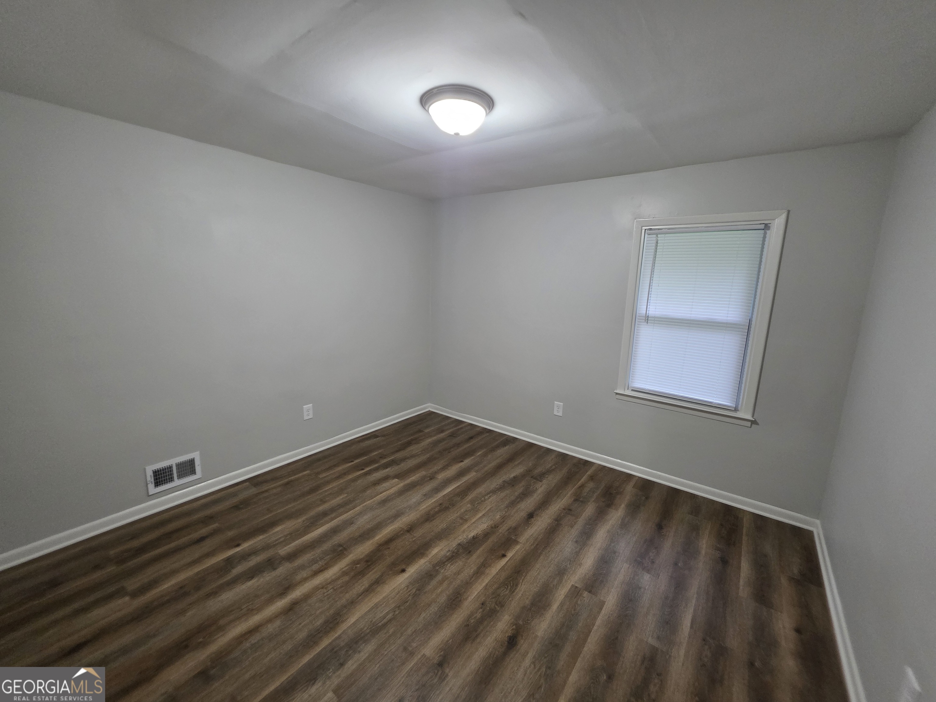 1214 S Broad Street Property Photo 22