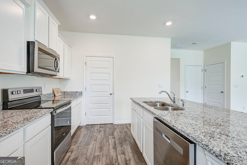 206 Aster Avenue Property Photo 13