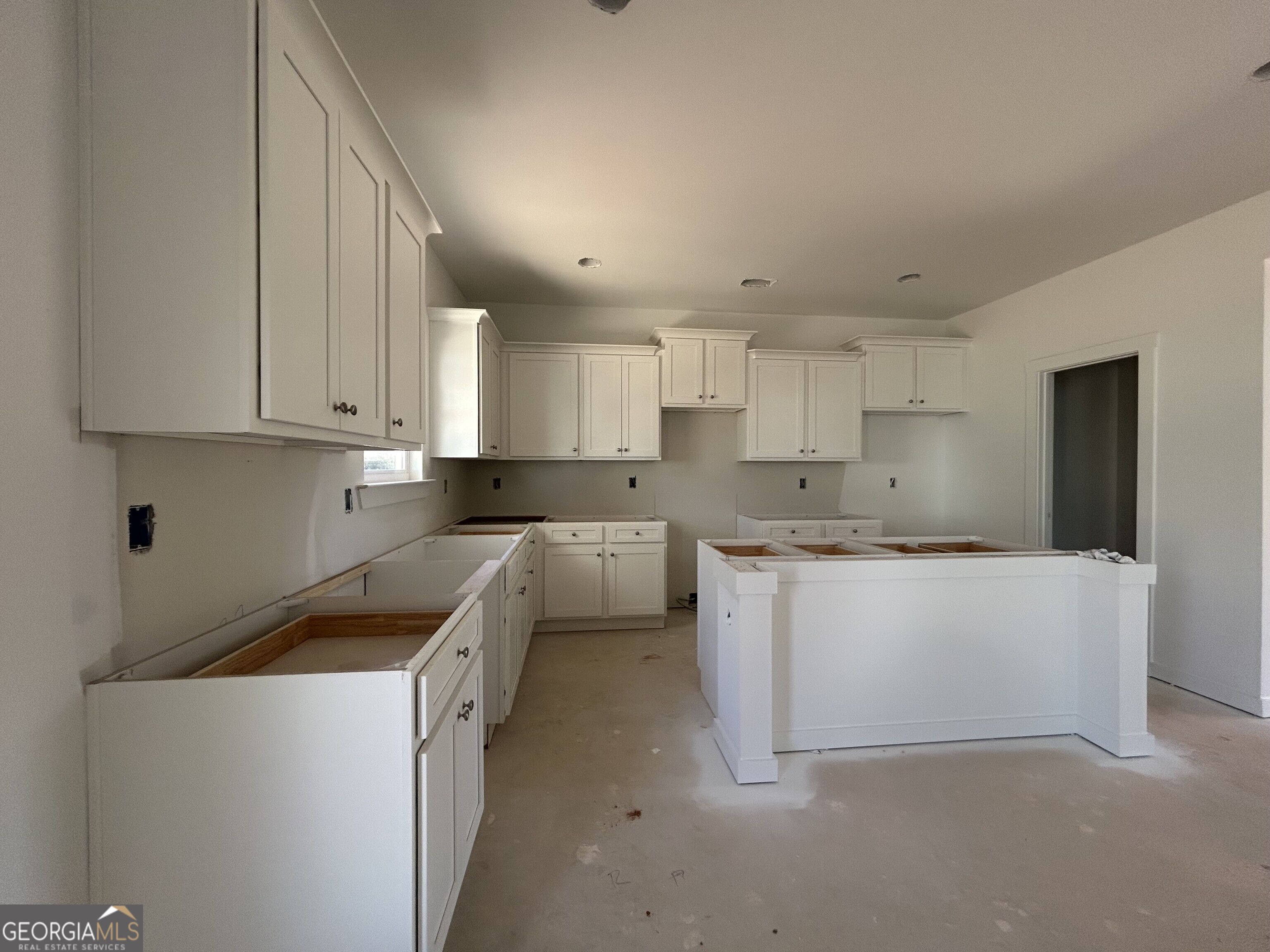 210 Ruby Robin Drive Property Photo 8