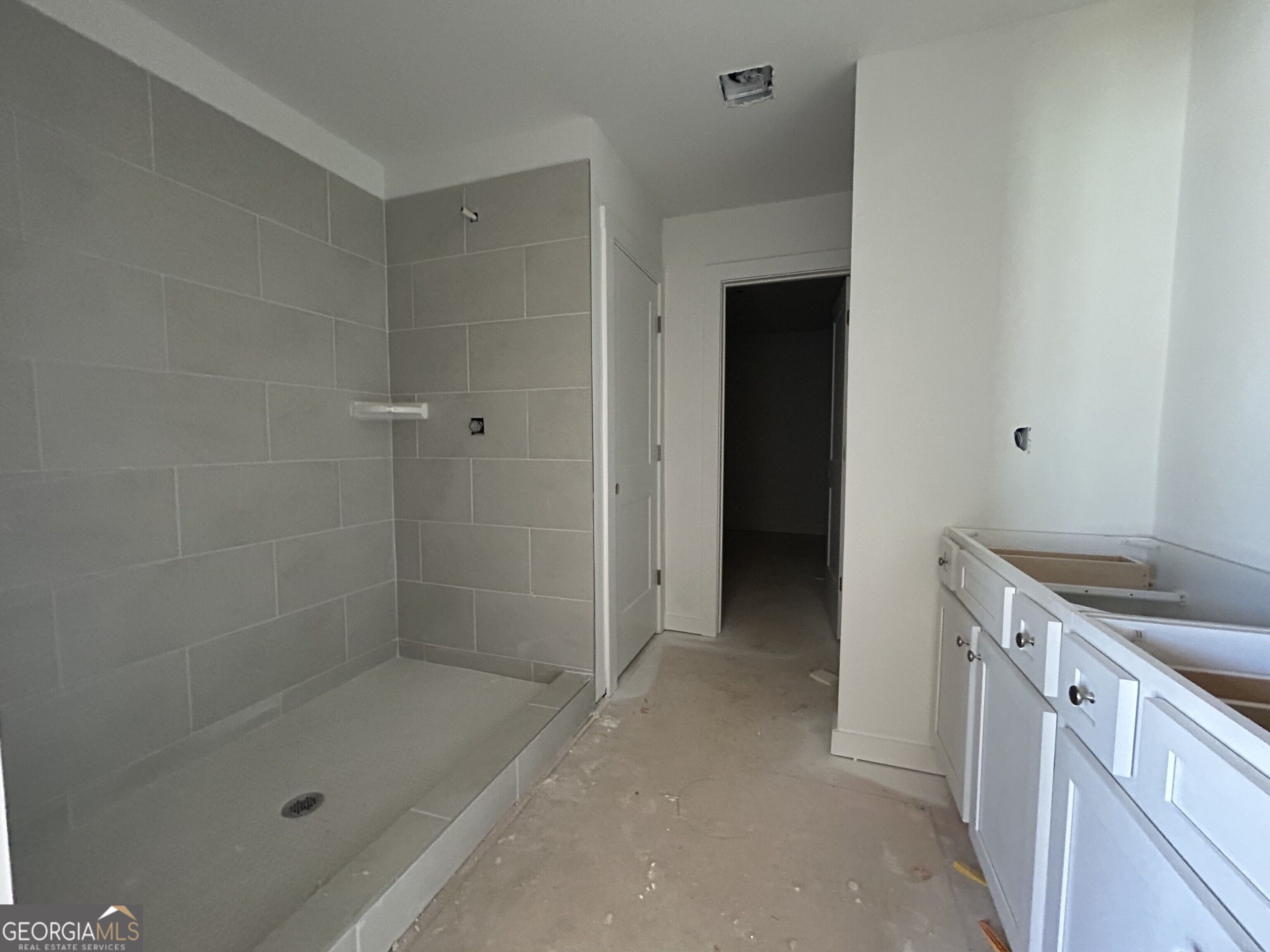 210 Ruby Robin Drive Property Photo 10