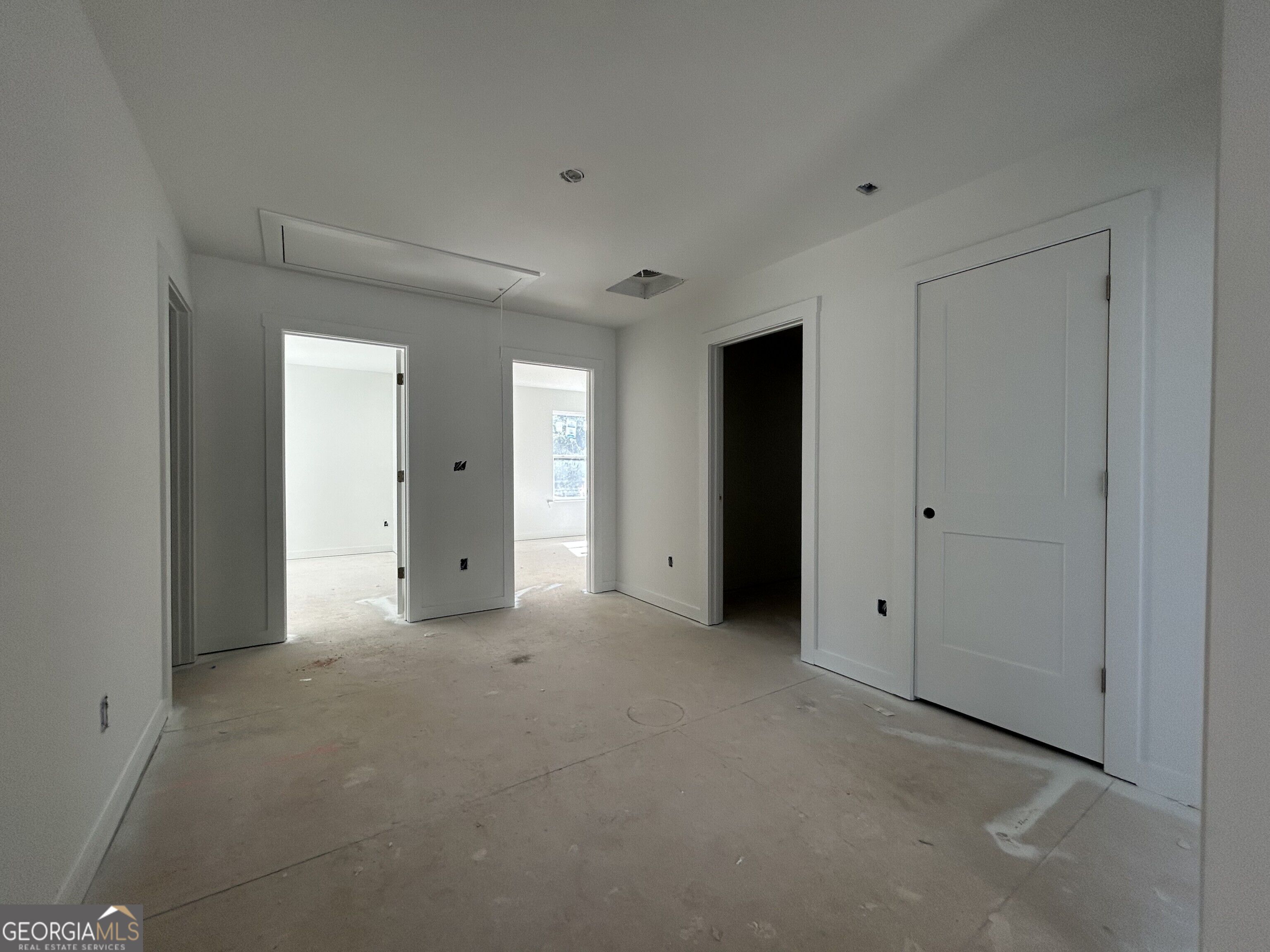 210 Ruby Robin Drive Property Photo 12
