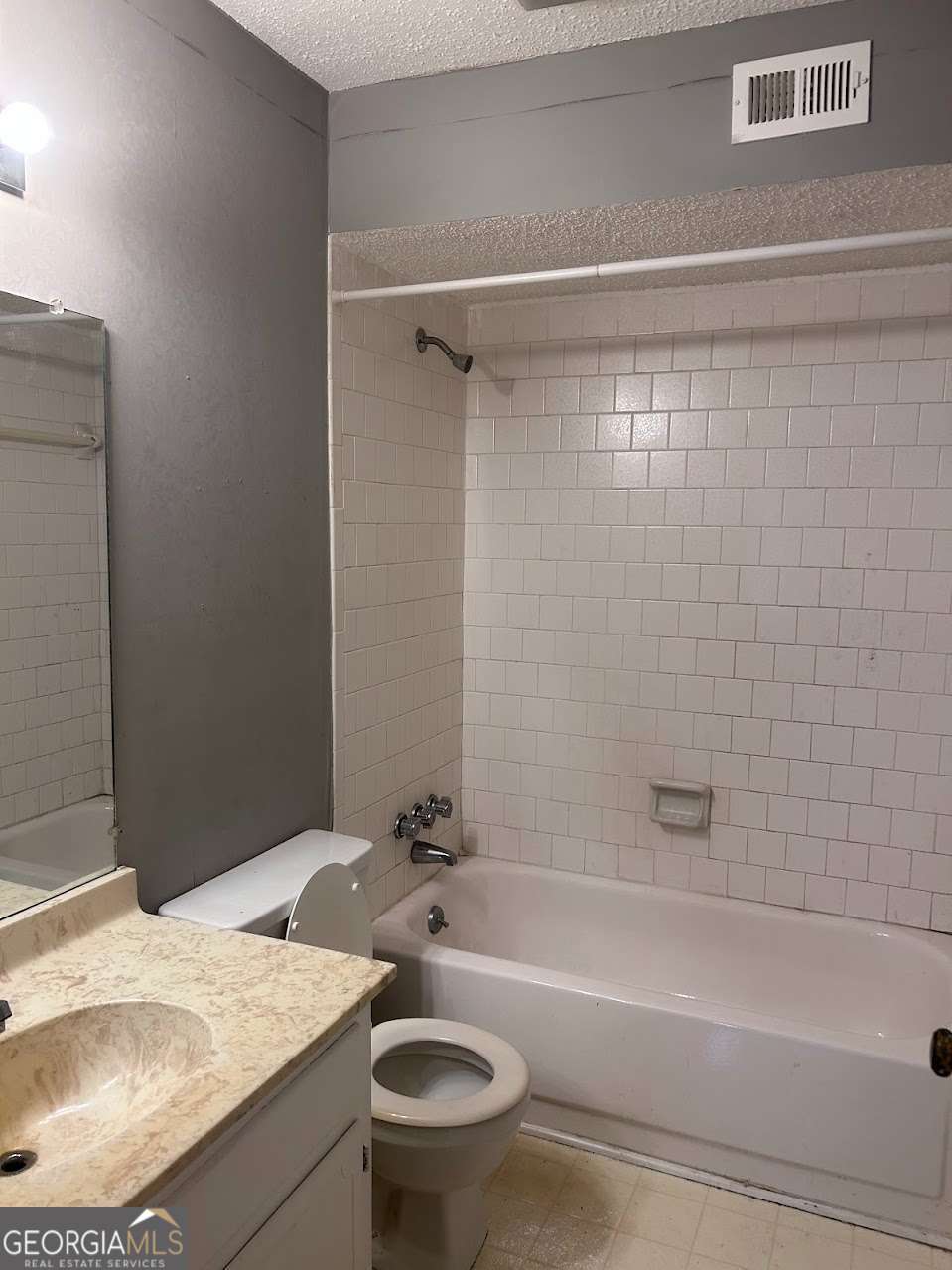 2940 Parc Lorraine Property Photo 9