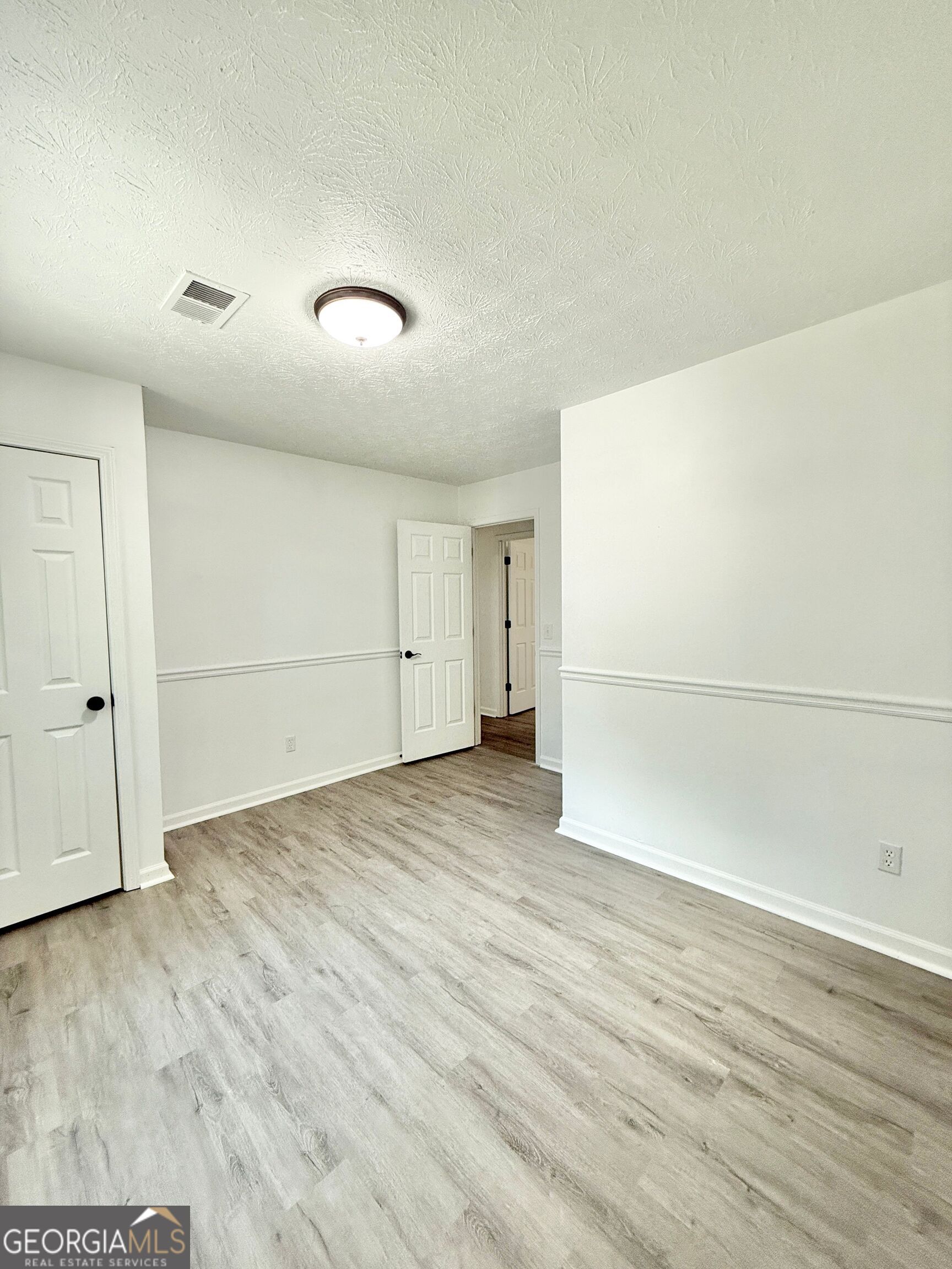 8399 Lake Drive Property Photo 26