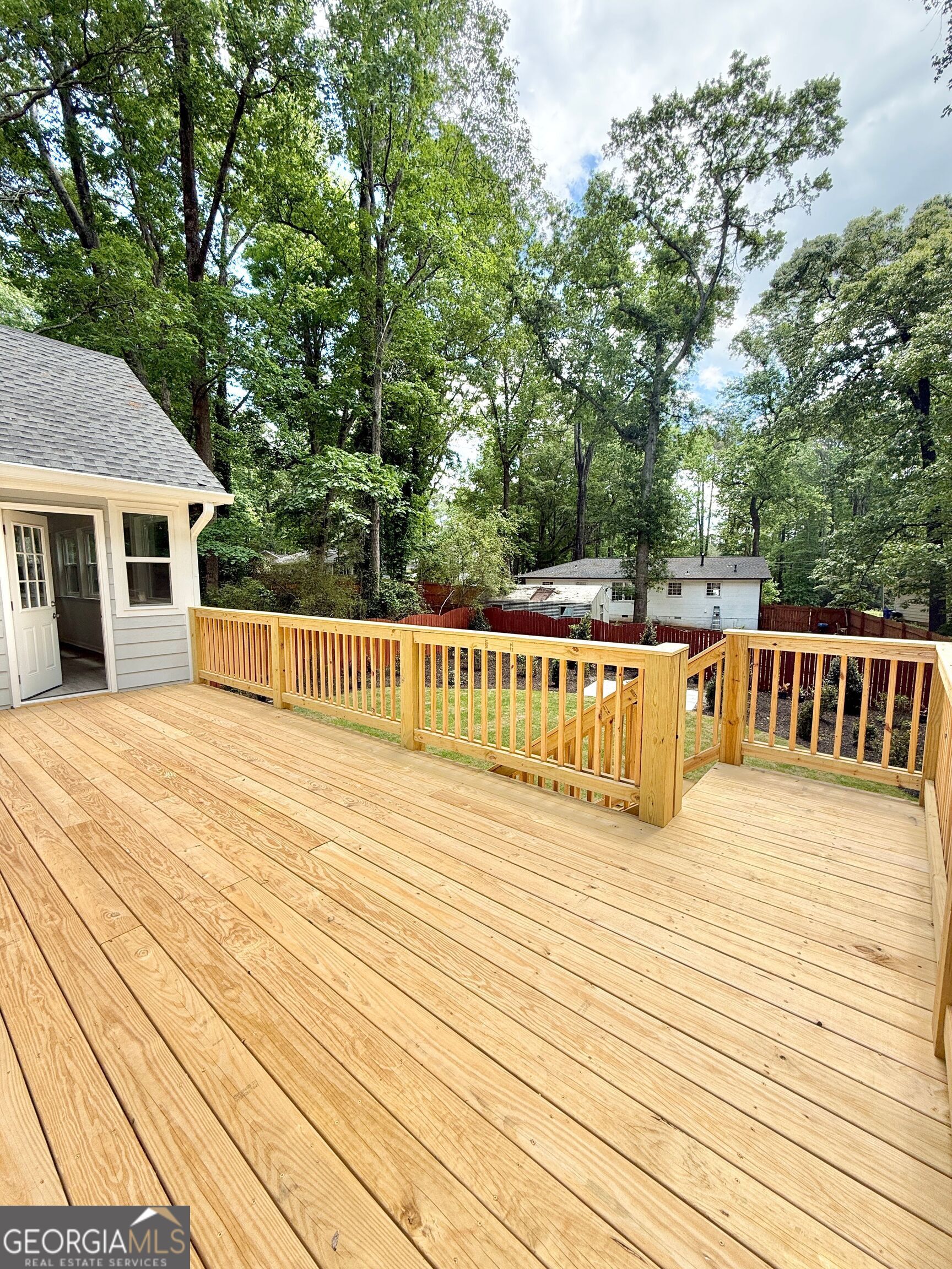 8399 Lake Drive Property Photo 34