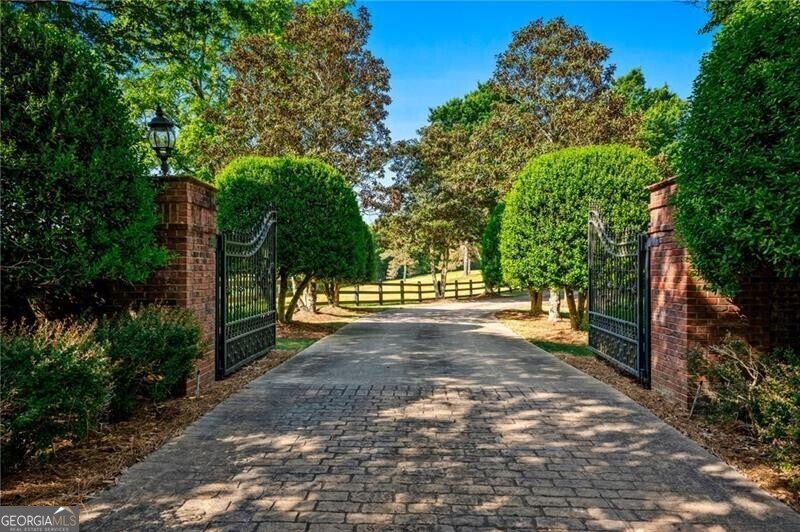 1400 Paul Aiken Road Property Photo 5