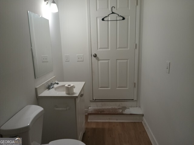 8298 Blackfoot Trail Property Photo 8