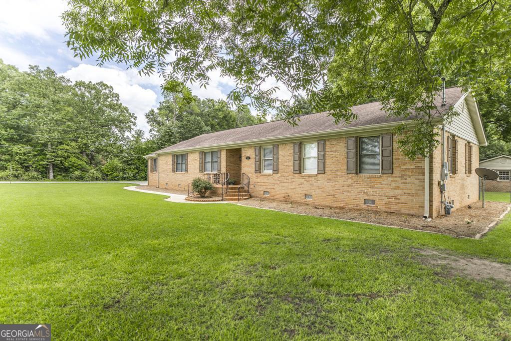 3708 Jones Road Property Photo 3