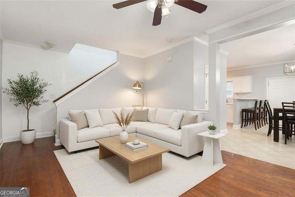1051 Ada Avenue Nw Property Photo 5