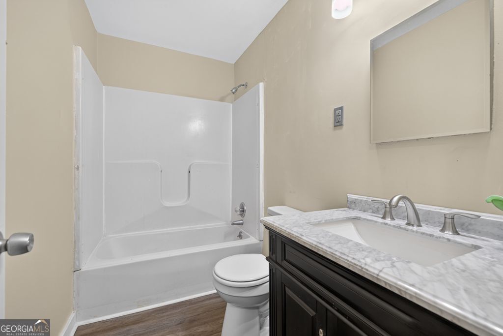 610 Vincent Drive Property Photo 23