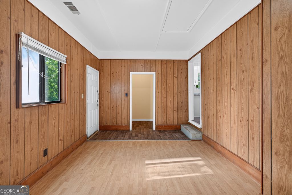 610 Vincent Drive Property Photo 24
