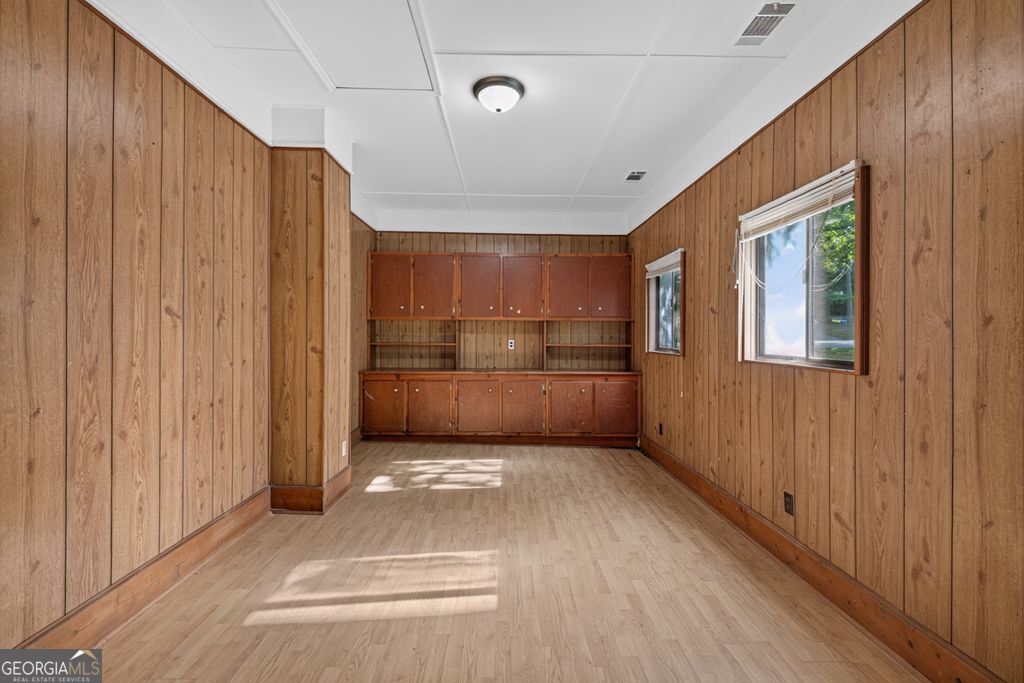 610 Vincent Drive Property Photo 25