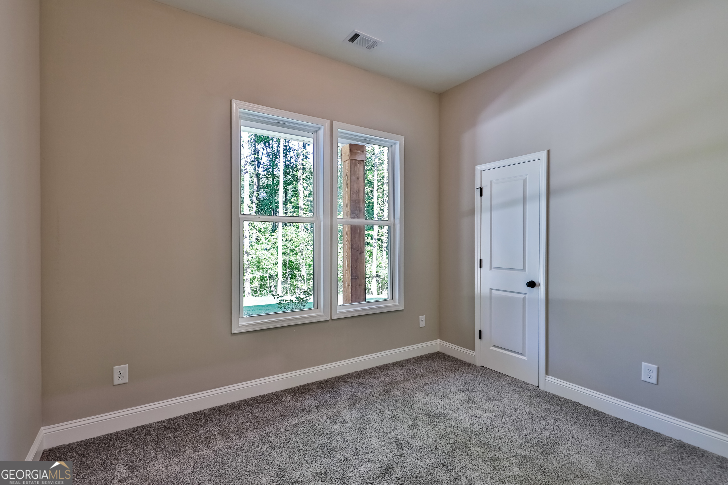61 Goodman Path Property Photo 12