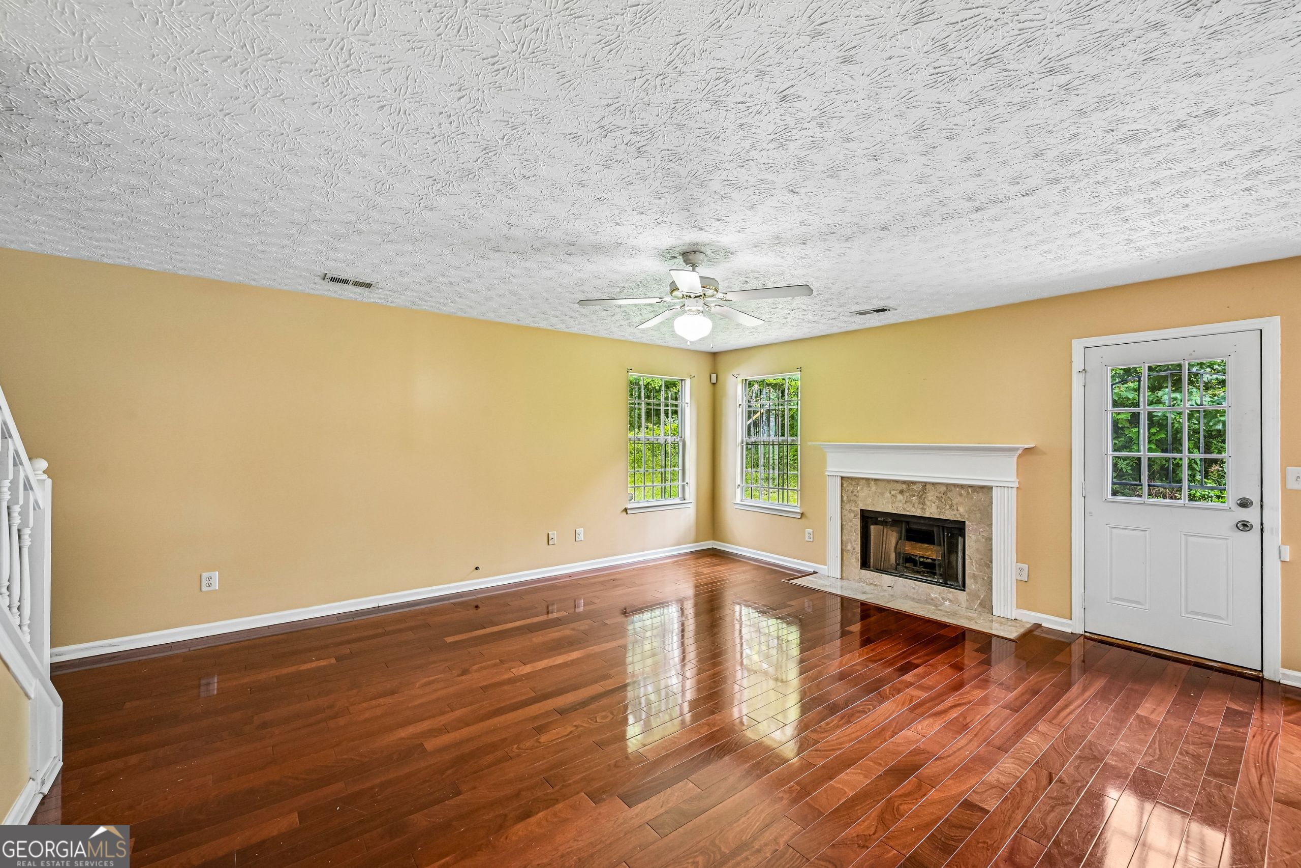 2083 Dylan Court Property Photo 3