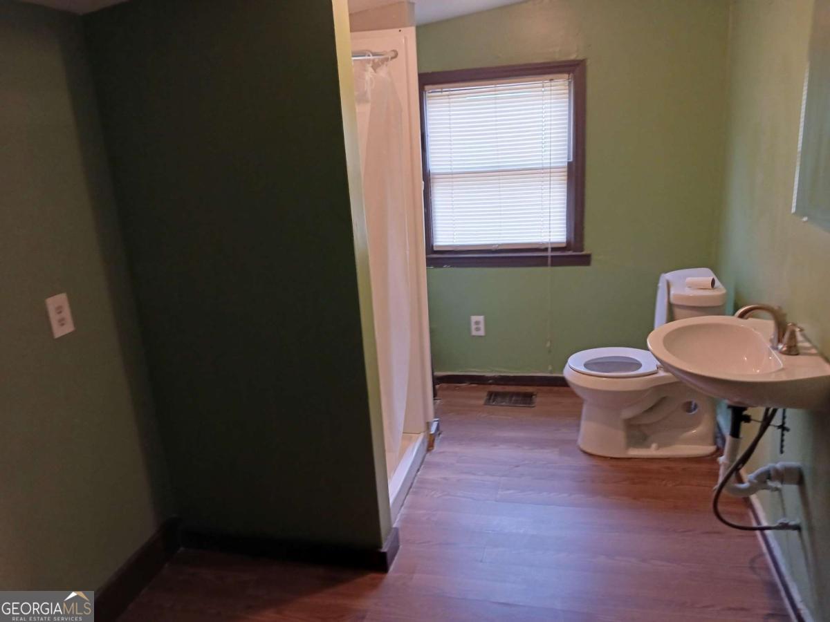 5549 Highway 42 Property Photo 8