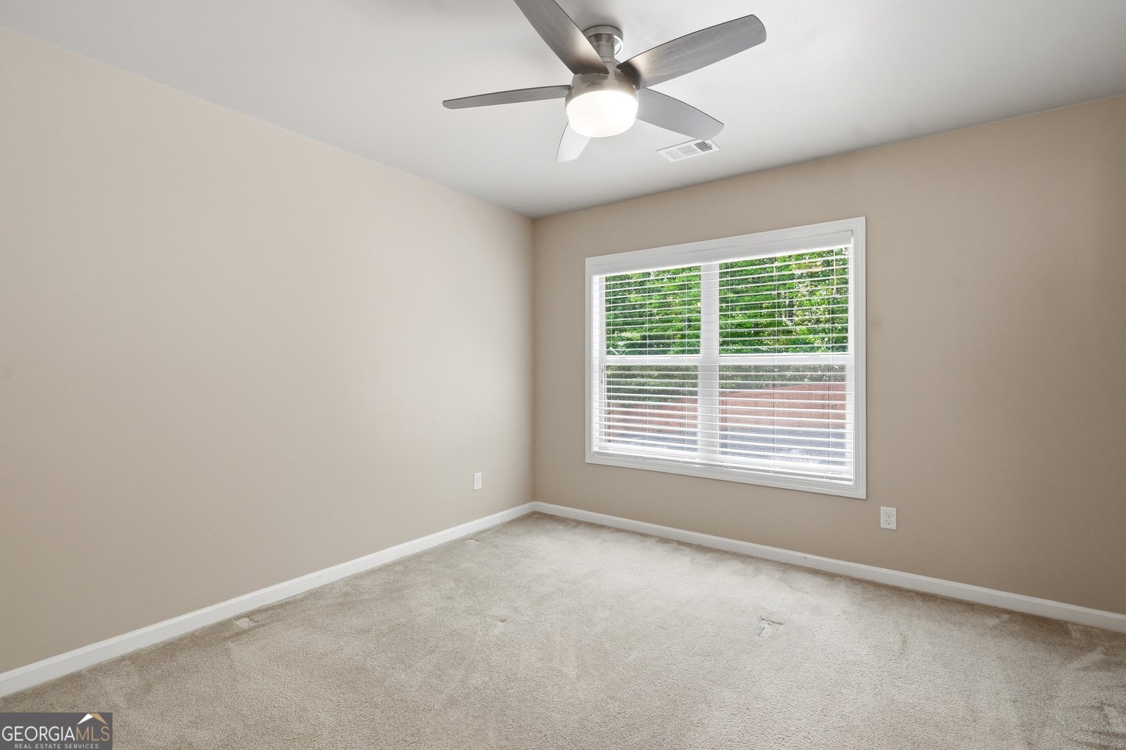 810 Springs Crest Drive Property Photo 22