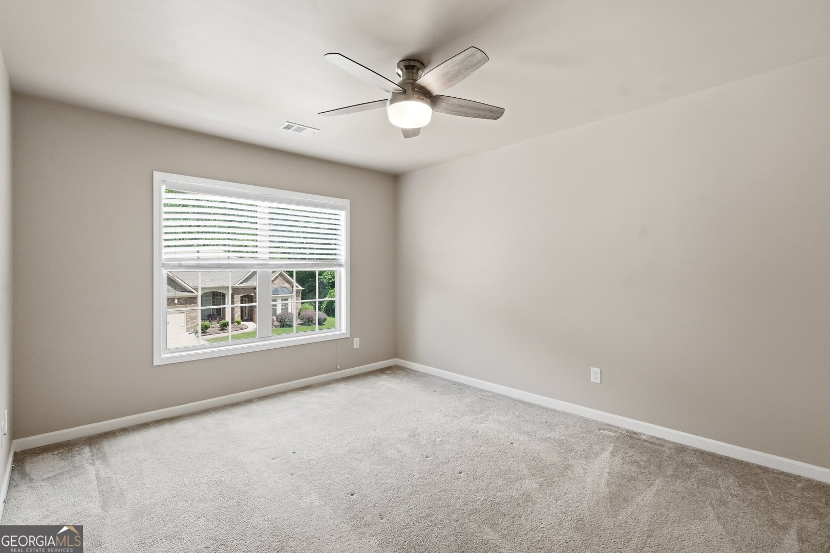 810 Springs Crest Drive Property Photo 23