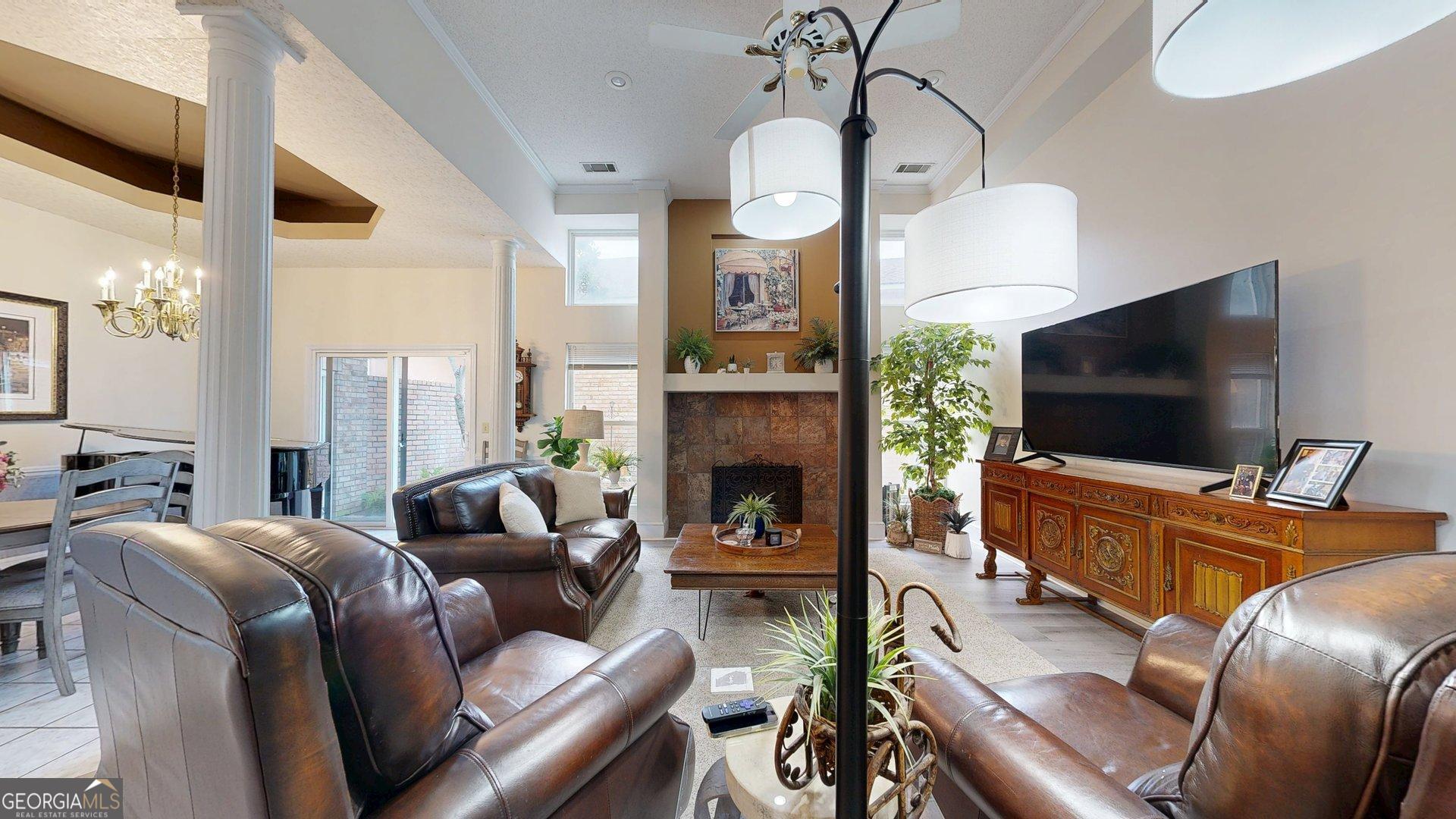 1650 Pondside Drive Property Photo 8
