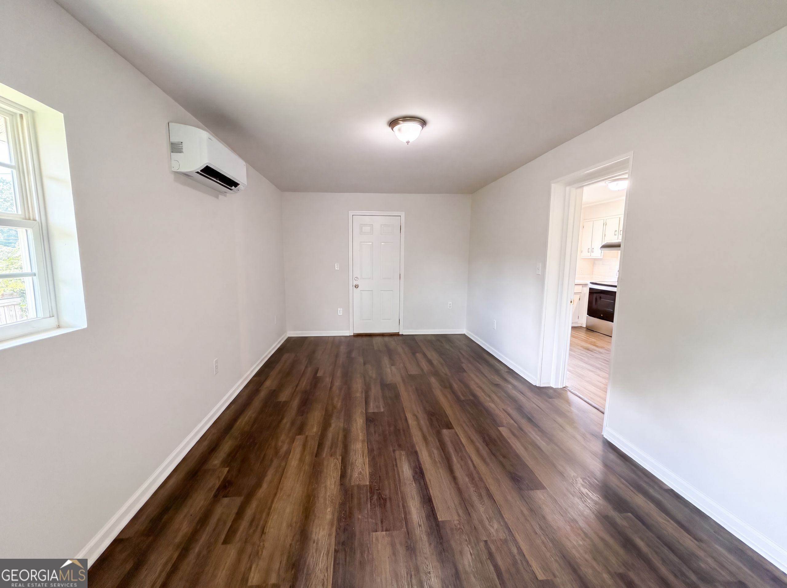 5656 Salem Road Property Photo 9