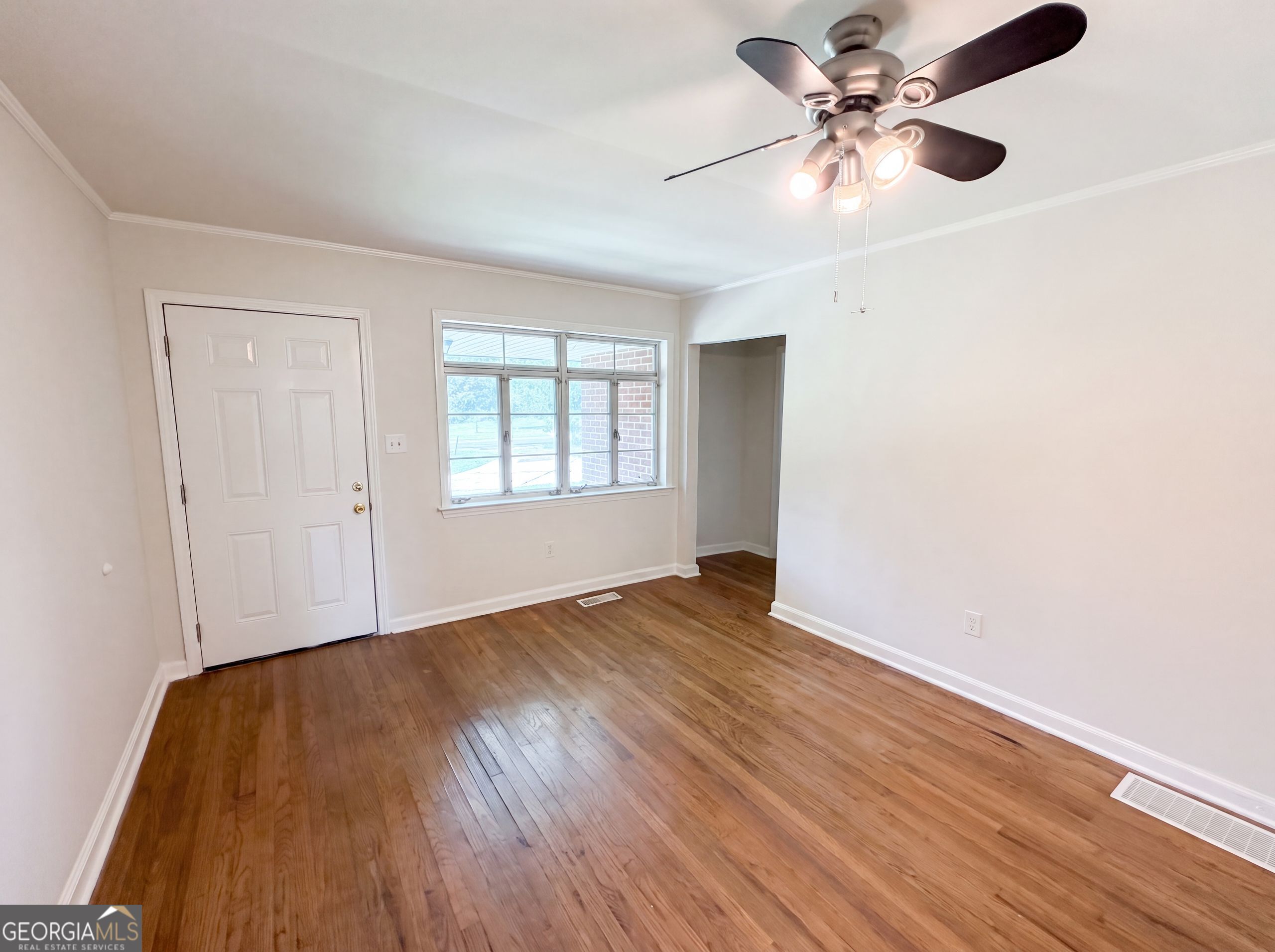5656 Salem Road Property Photo 10