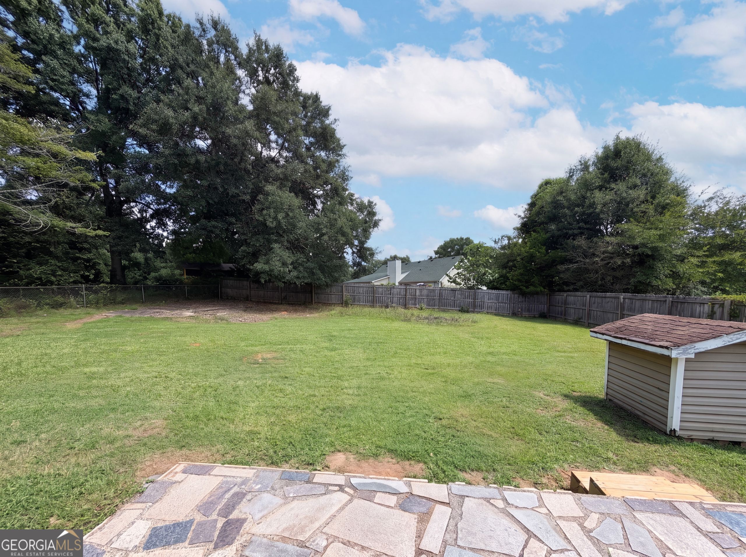 5656 Salem Road Property Photo 18