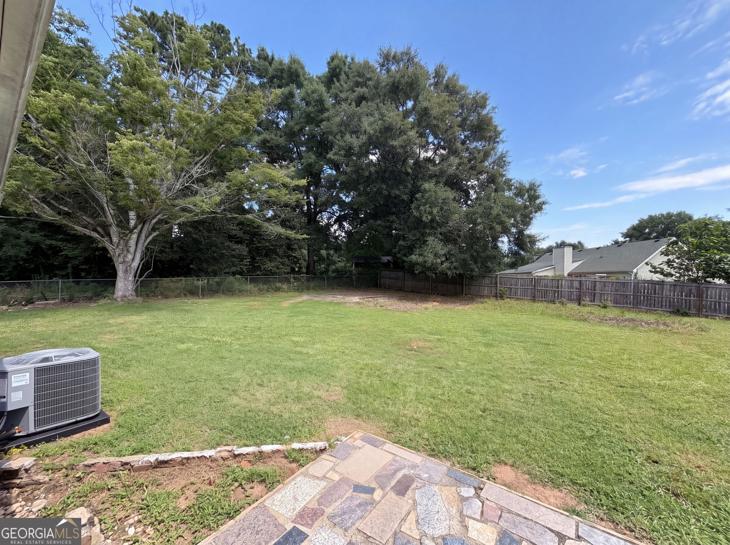 5656 Salem Road Property Photo 19