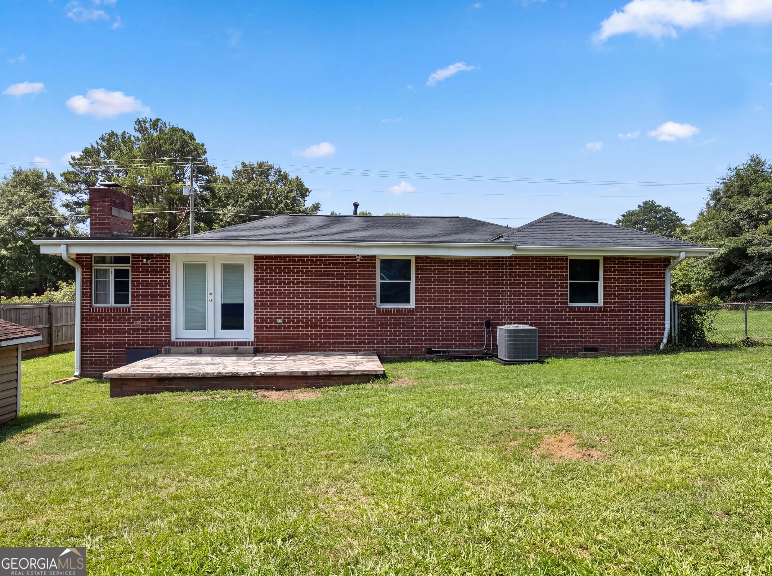 5656 Salem Road Property Photo 20