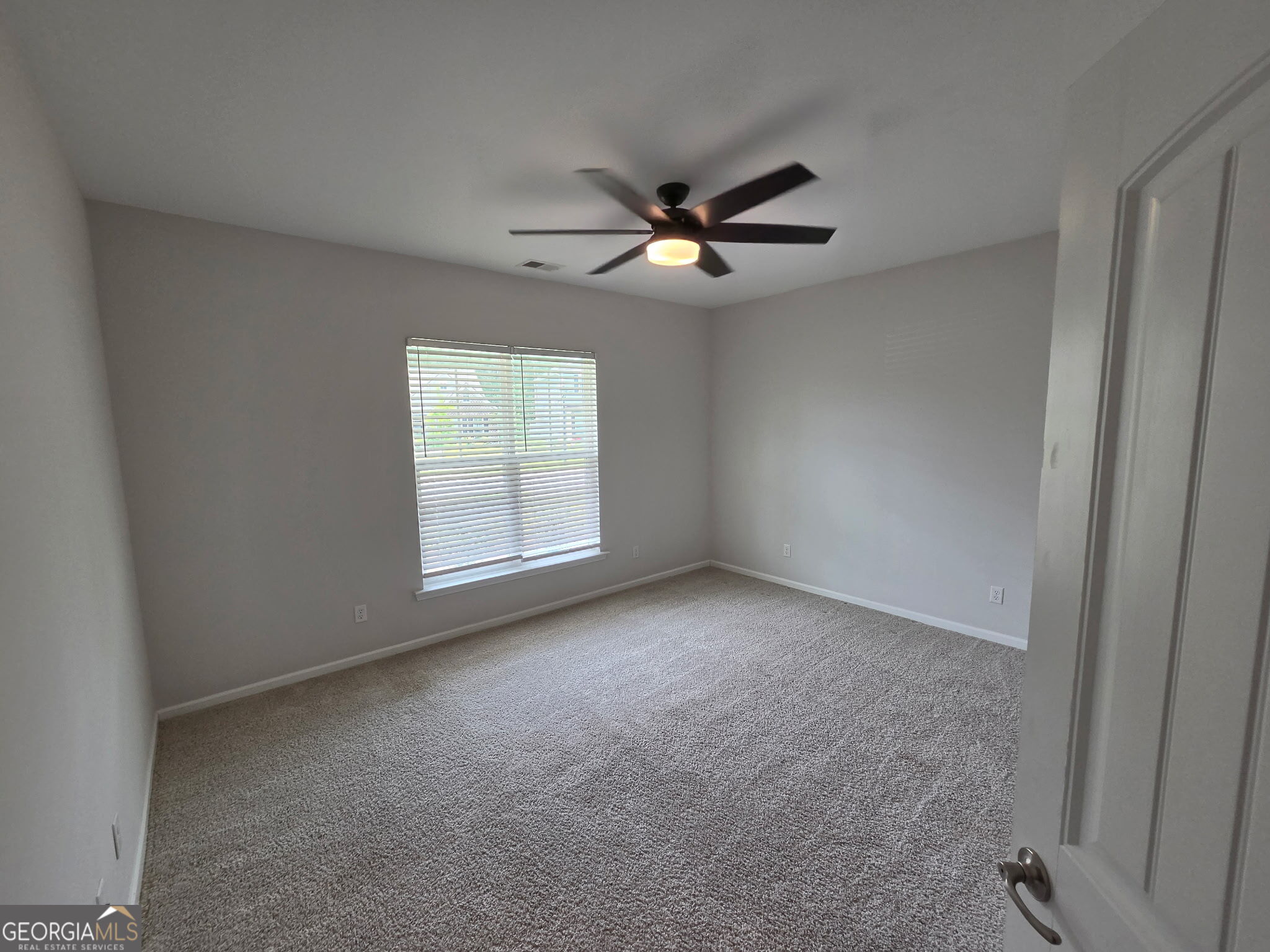 9 Headlands Court Property Photo 13