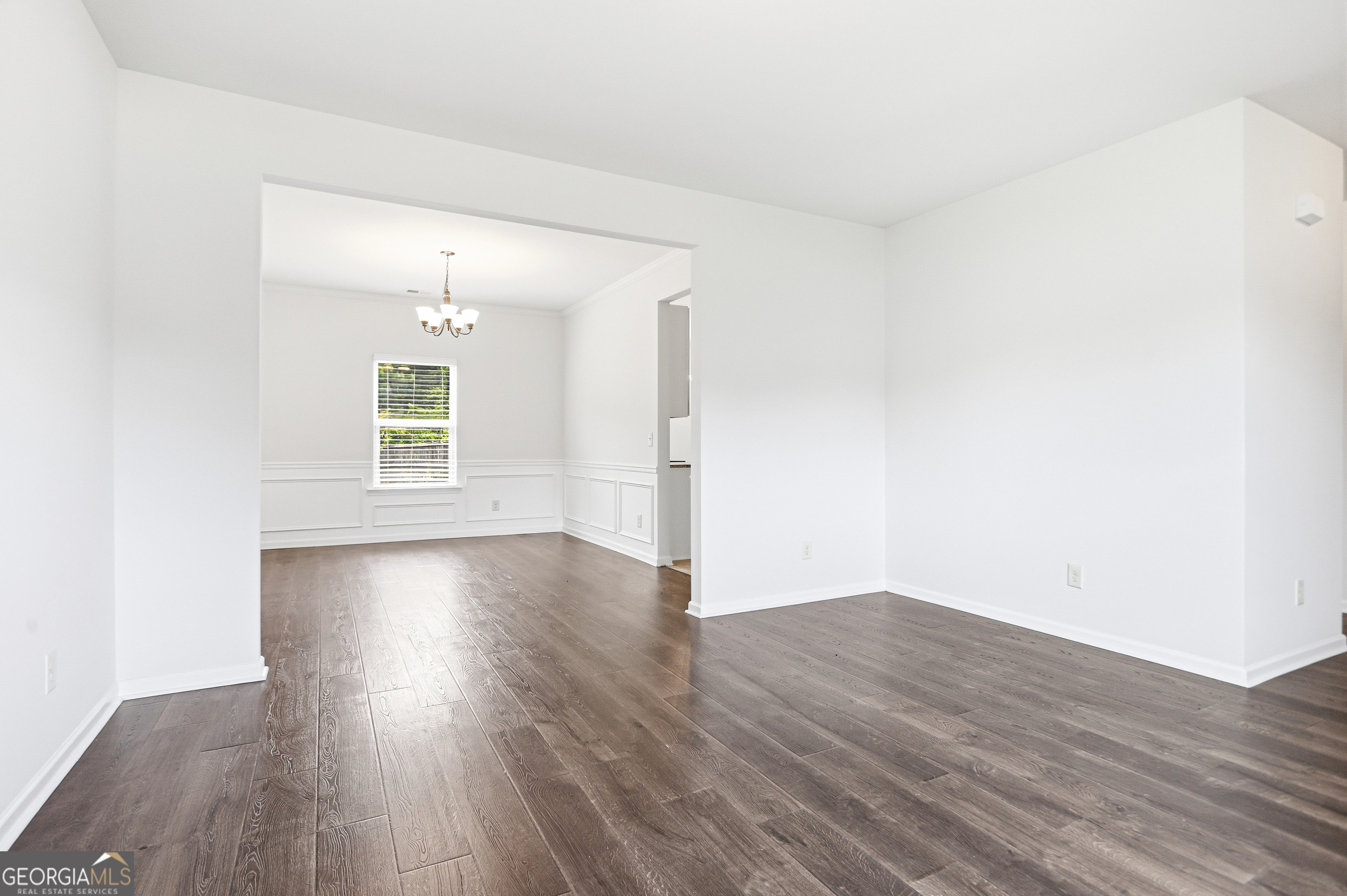 77 Hamil Court Nw Property Photo 8