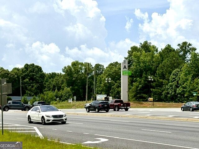 0 19 41 Highway N Property Photo 2