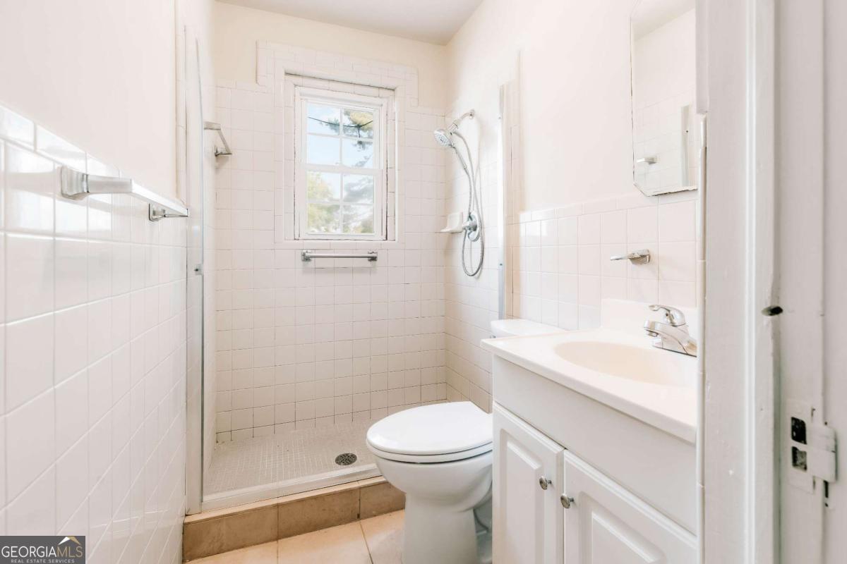 6 Burt Road Property Photo 23