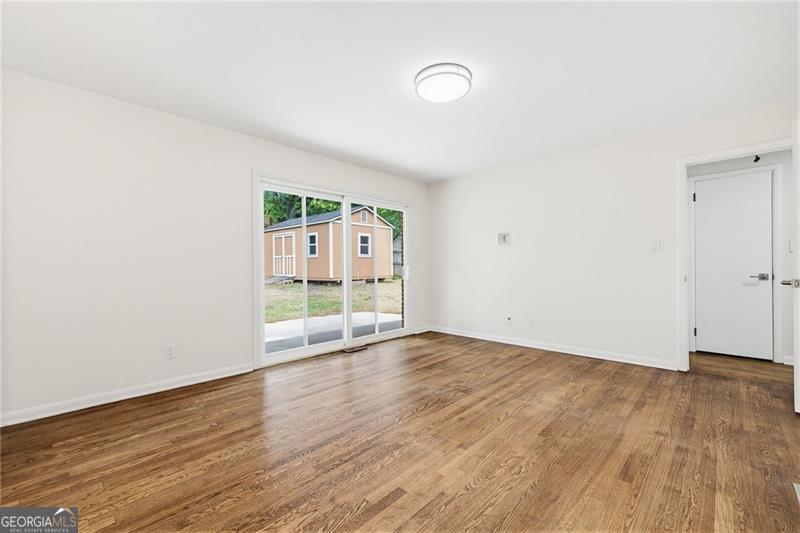 1089 Chatsworth Drive Property Photo 16