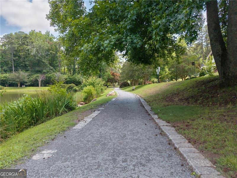 1089 Chatsworth Drive Property Photo 27
