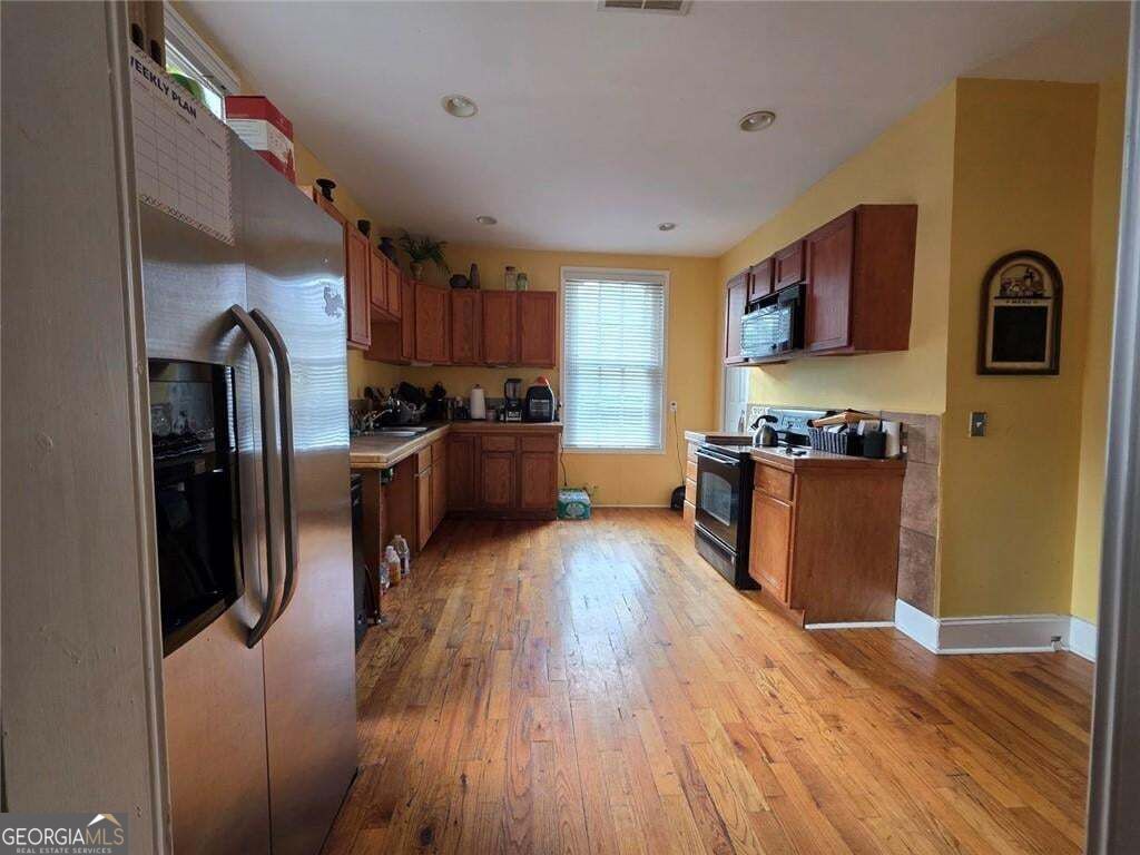 1565 Lawton Avenue Property Photo 5