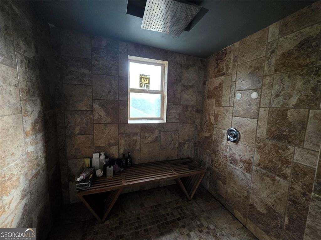 1565 Lawton Avenue Property Photo 12