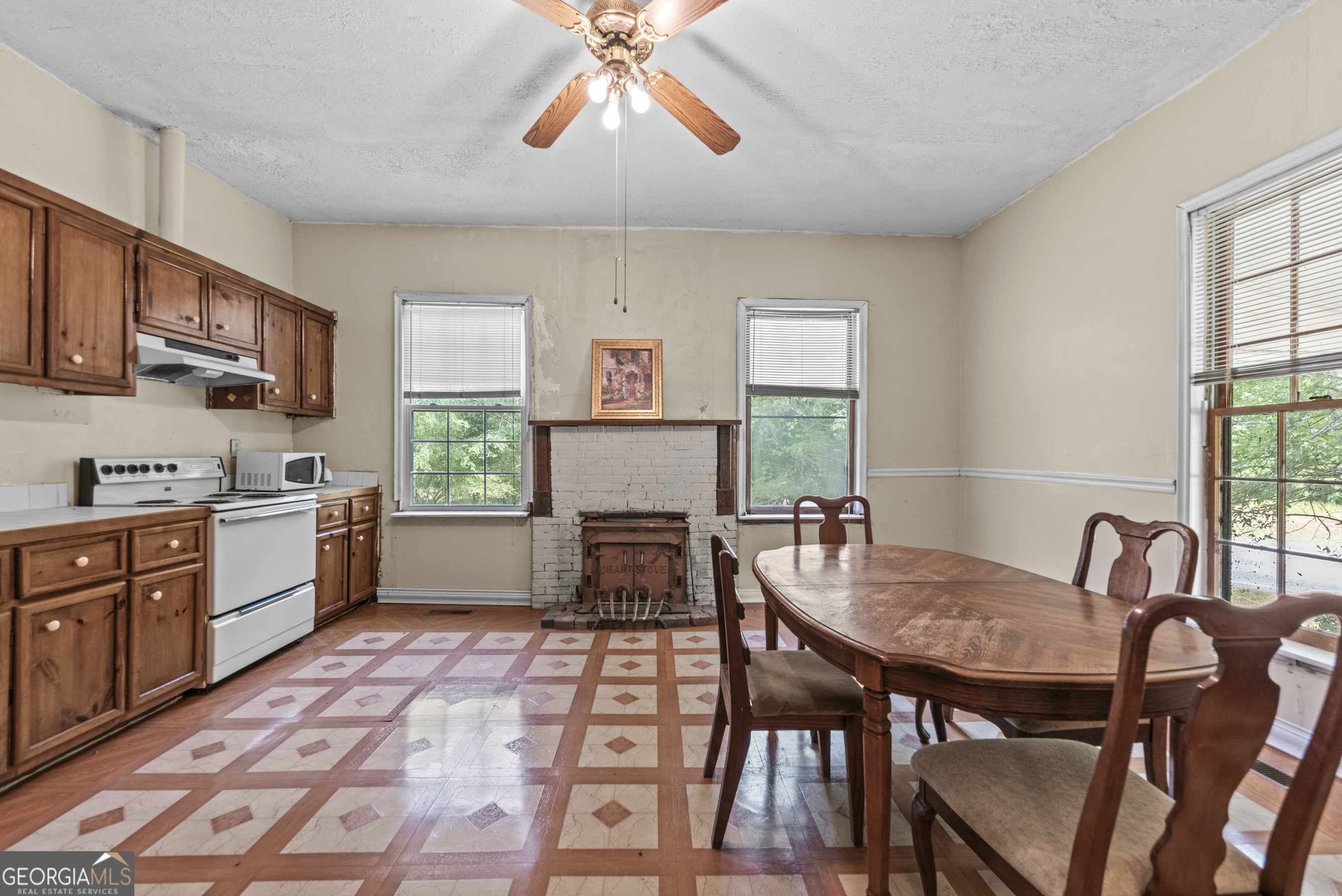 4000 Bostwick Highway Property Photo 12