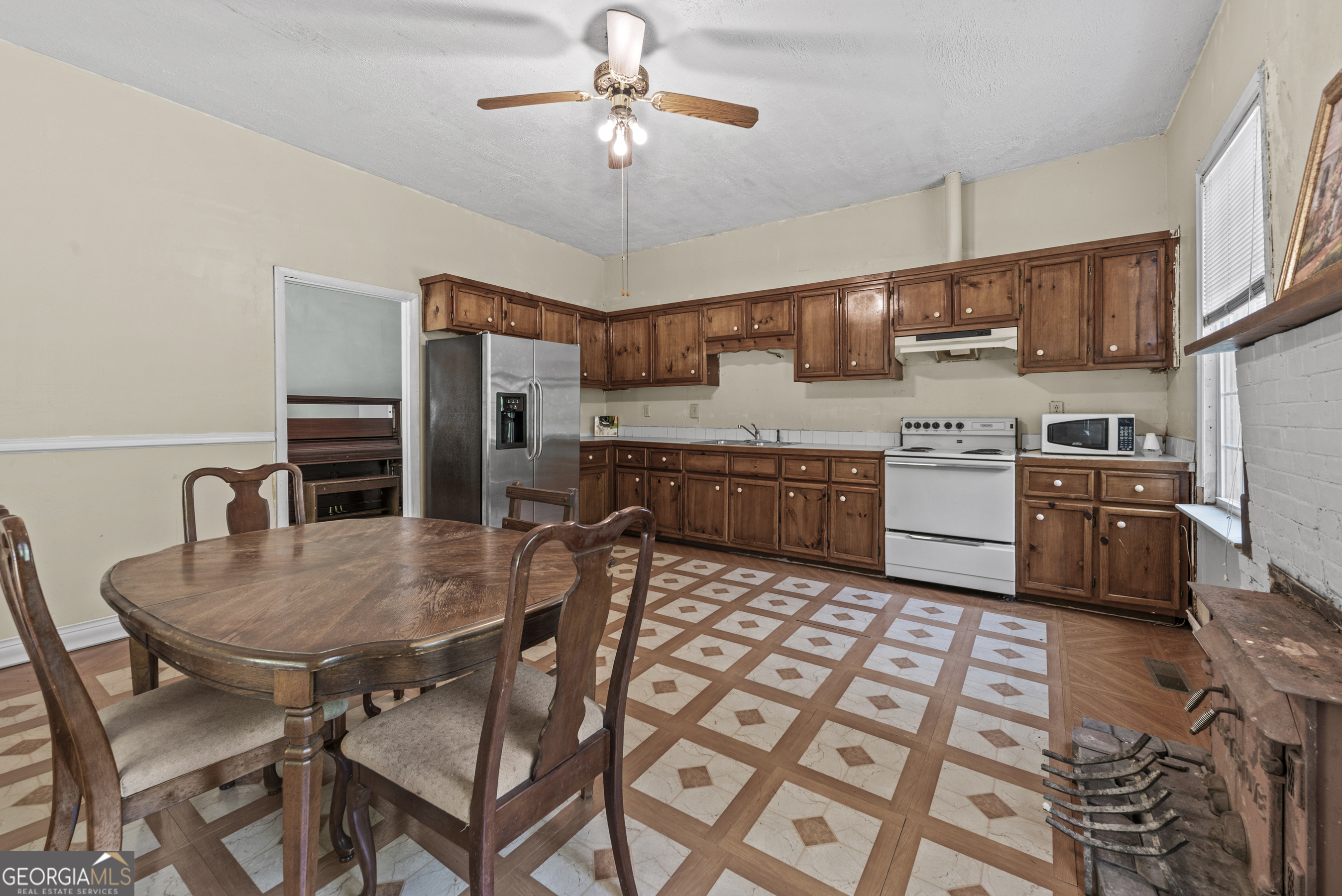 4000 Bostwick Highway Property Photo 14