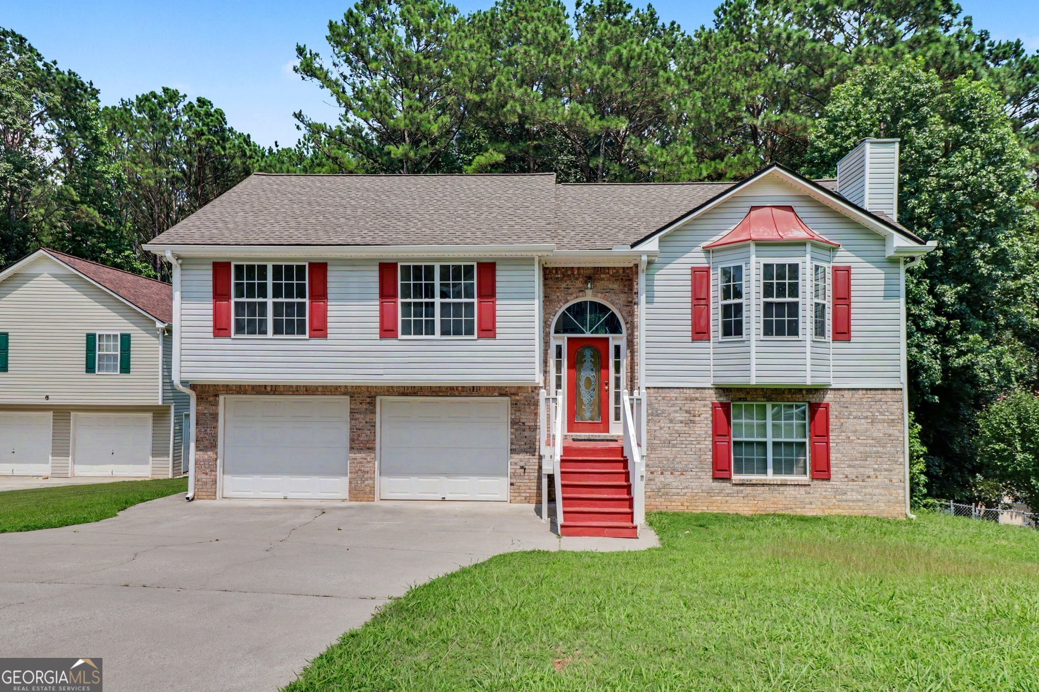 18 Broadlands Drive Property Photo 1