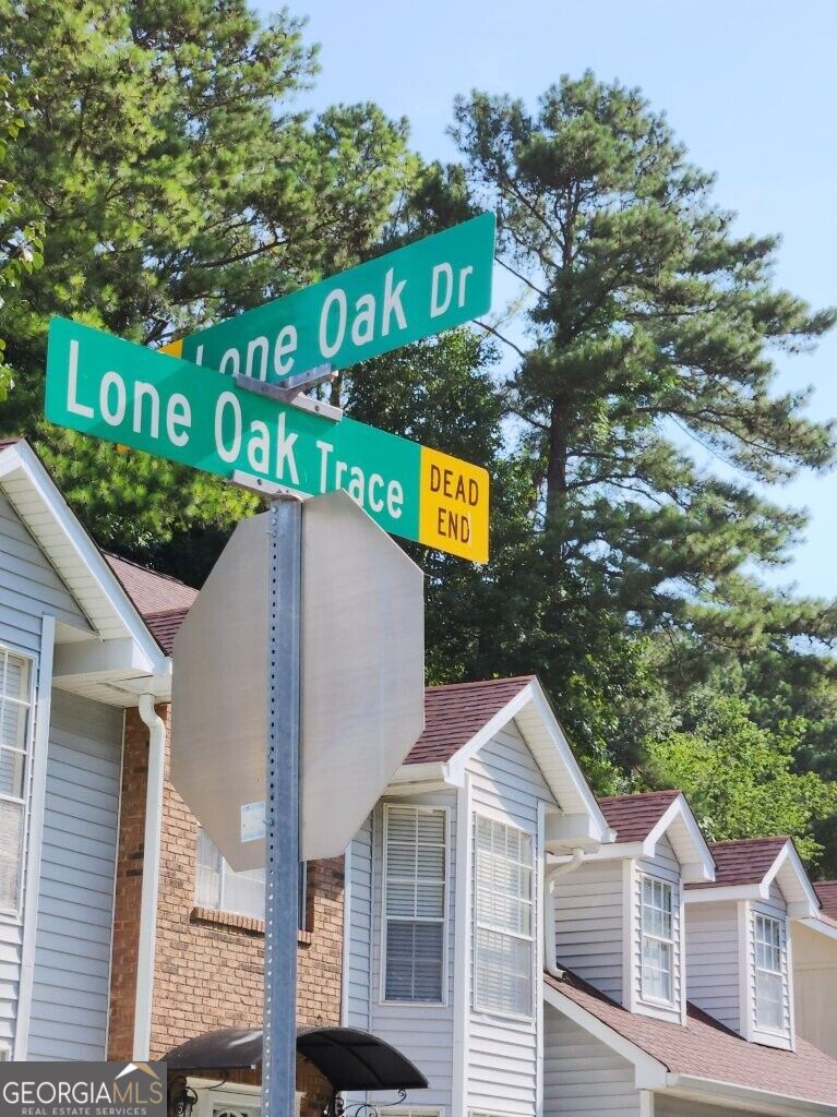 7155 Lone Oak Trace Property Photo 4
