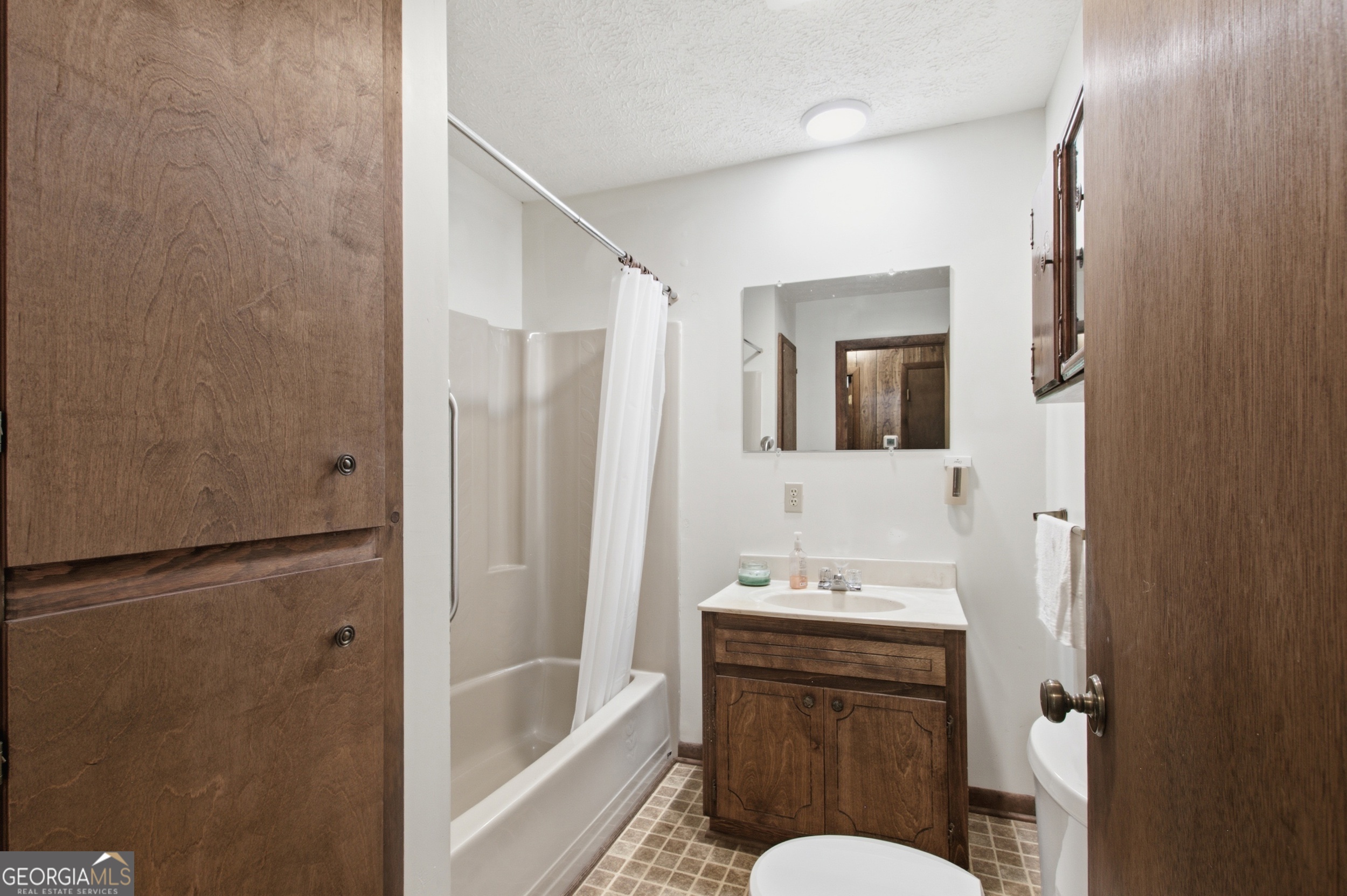 3863 Highway 105 Property Photo 11