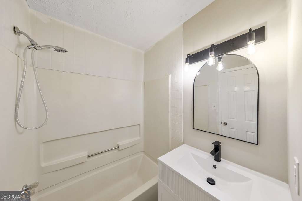 2611 Golfview Terrace Se Property Photo 27