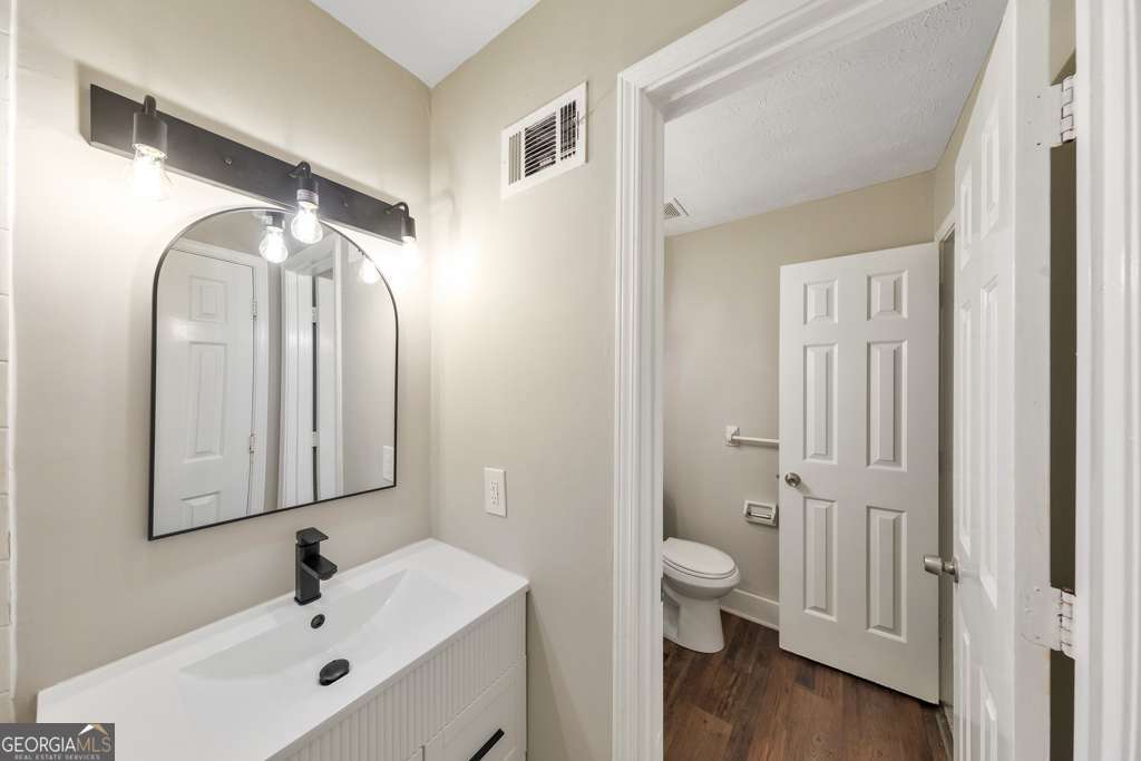 2611 Golfview Terrace Se Property Photo 28