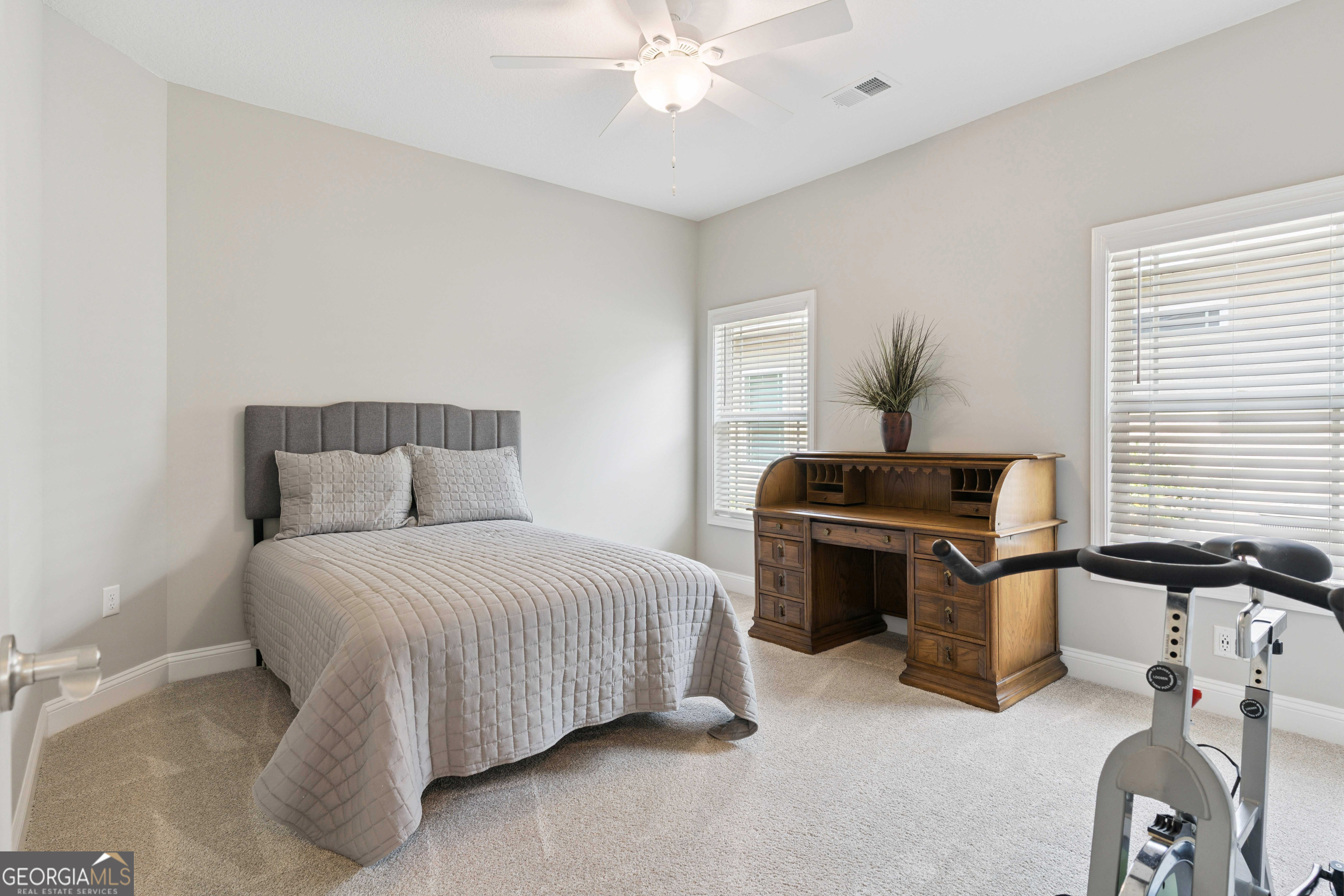 136 The Villas Way Property Photo 5