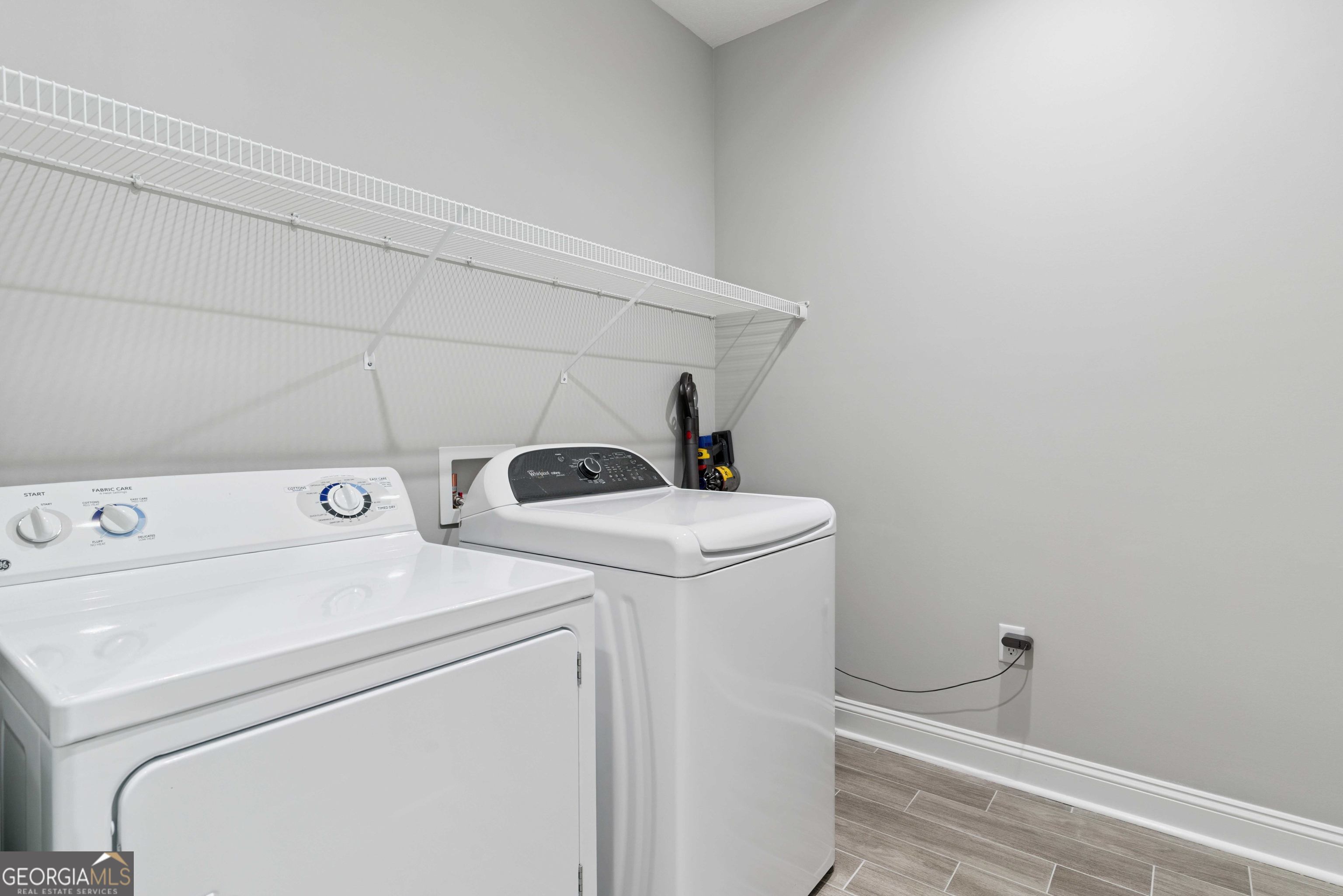 136 The Villas Way Property Photo 6