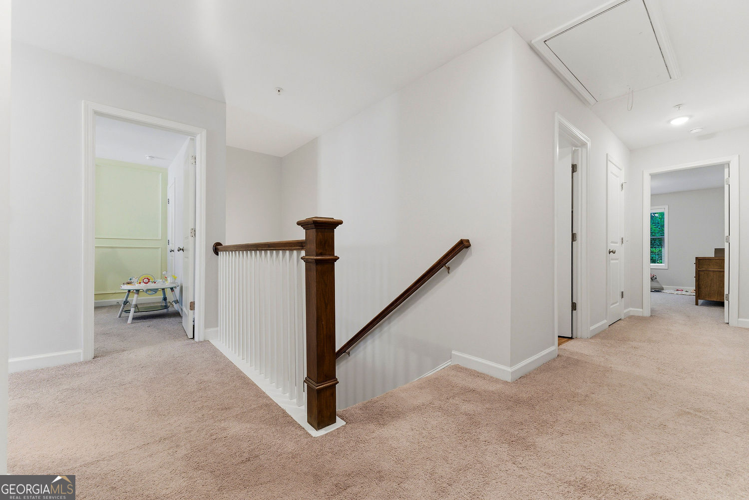 1004 Rohner Way Property Photo 11