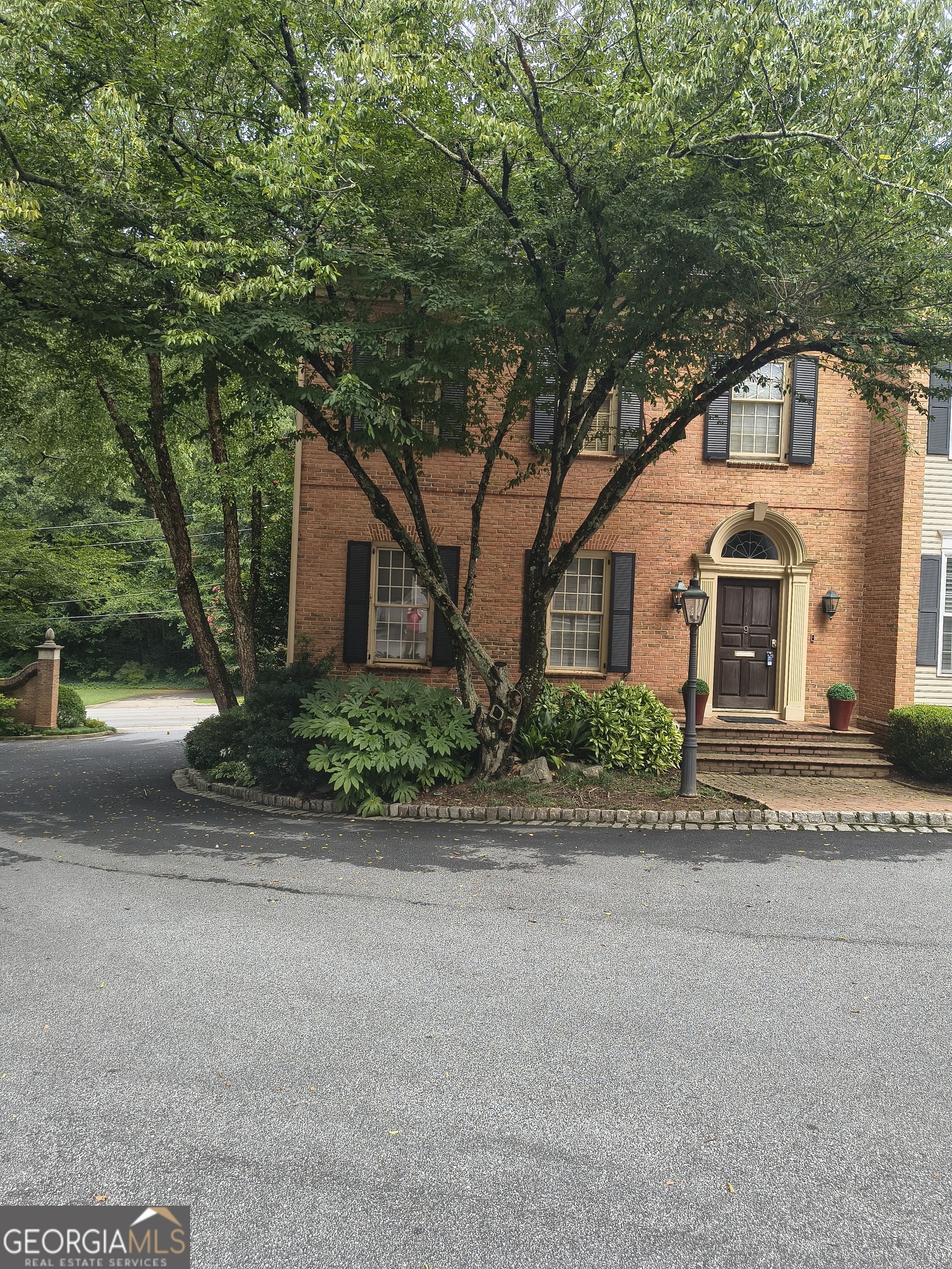 3085 Slaton Drive UNIT 9