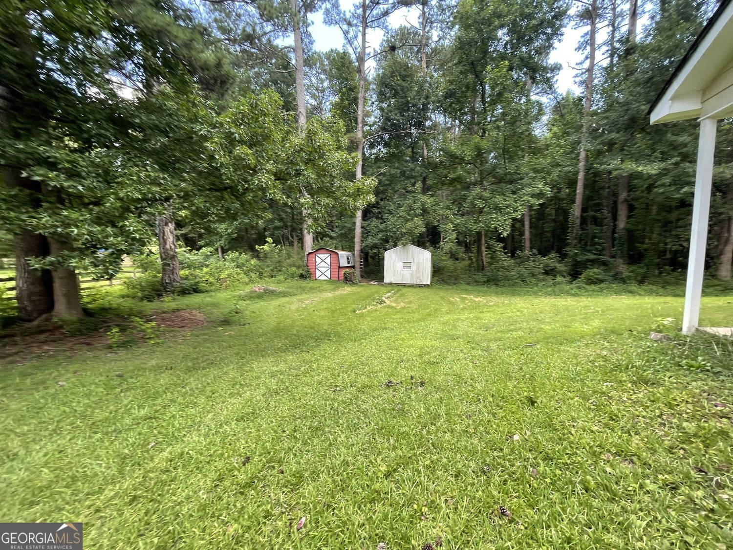 200 Glover Circle Property Photo 5