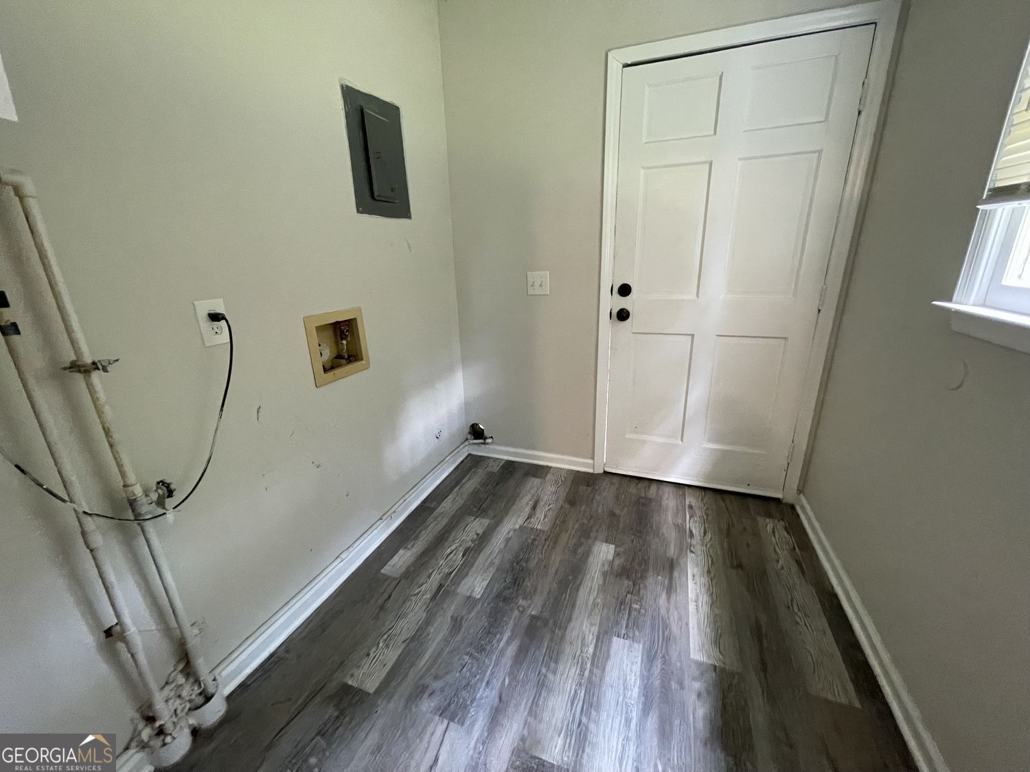 200 Glover Circle Property Photo 19