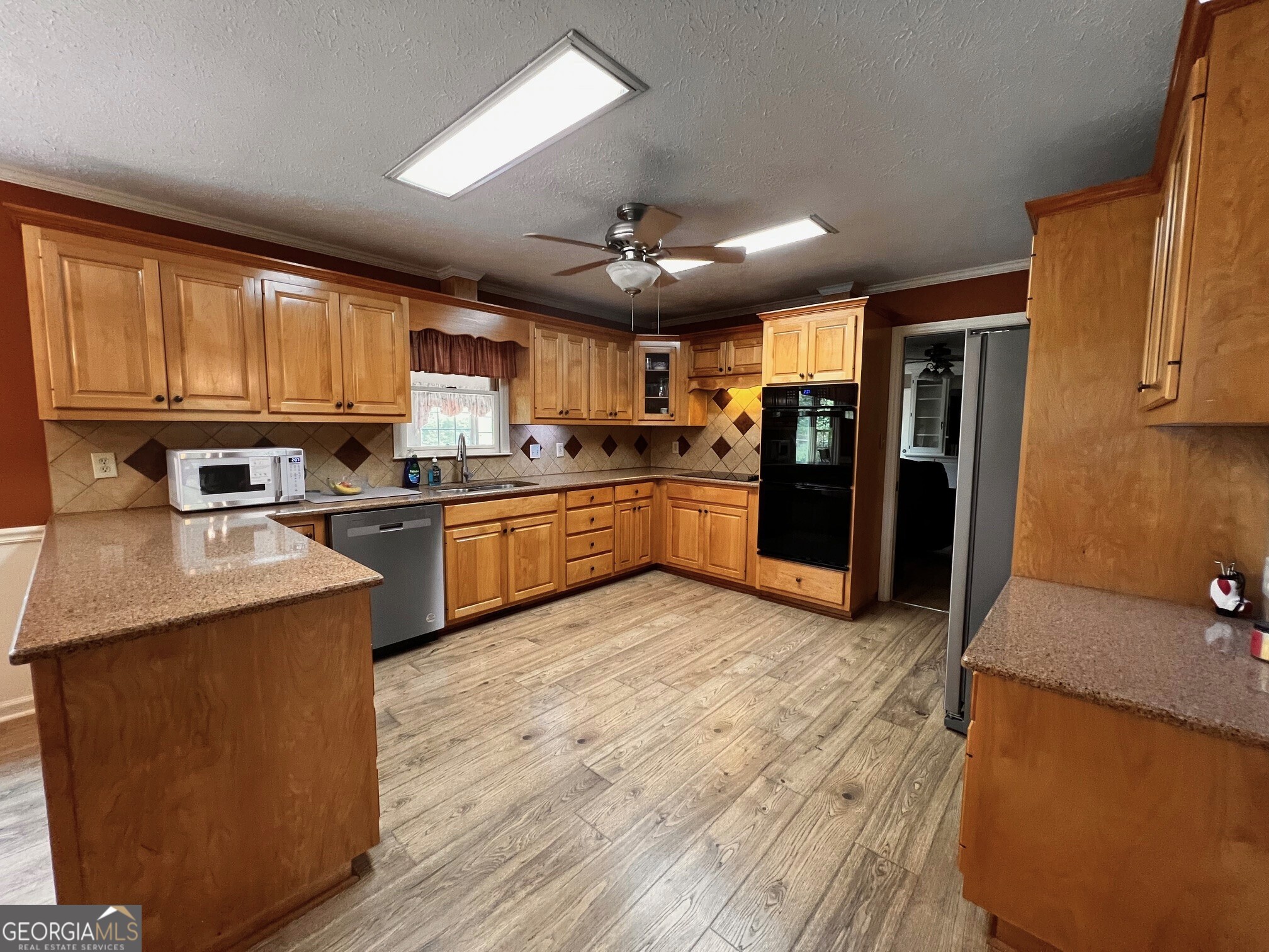 105 Olympia Drive Property Photo 8