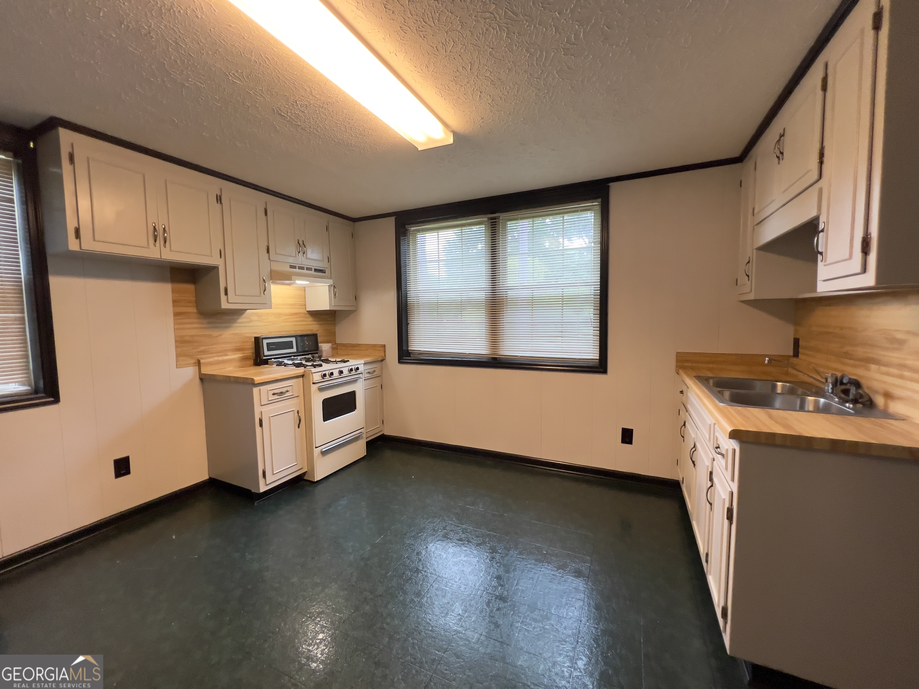 105 Olympia Drive Property Photo 30